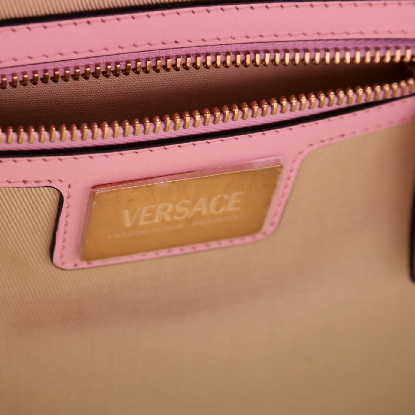 La Medusa Small Chain Print Canavs Tote Pink/Gray