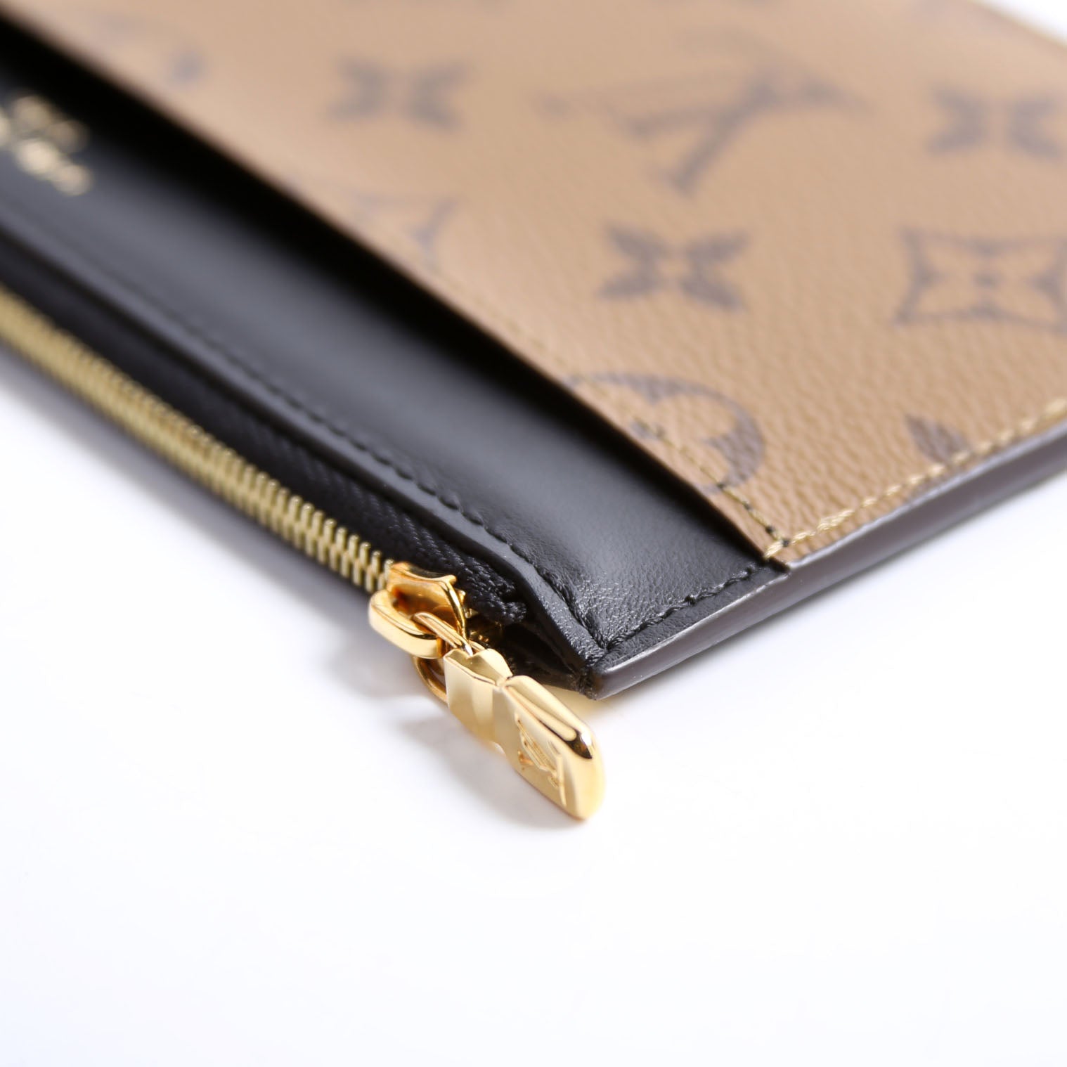 Slim Purse Reversed Monogram Black