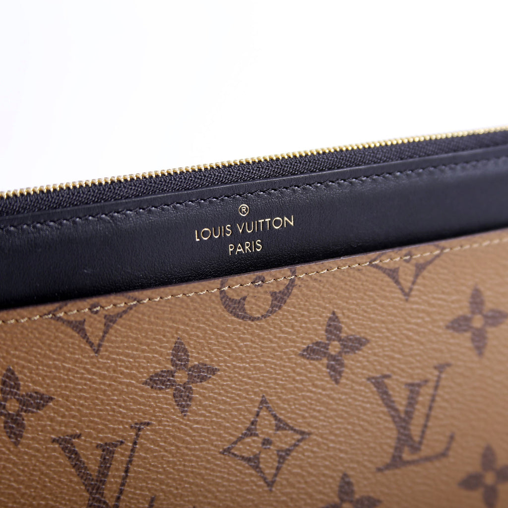 Slim Purse Reversed Monogram Black