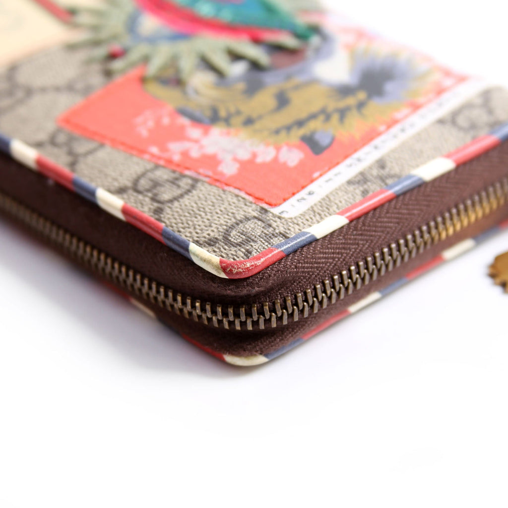 473909 GG Supreme Courrier Embossed UFP Zip Around Wallet Beige/Multicolor