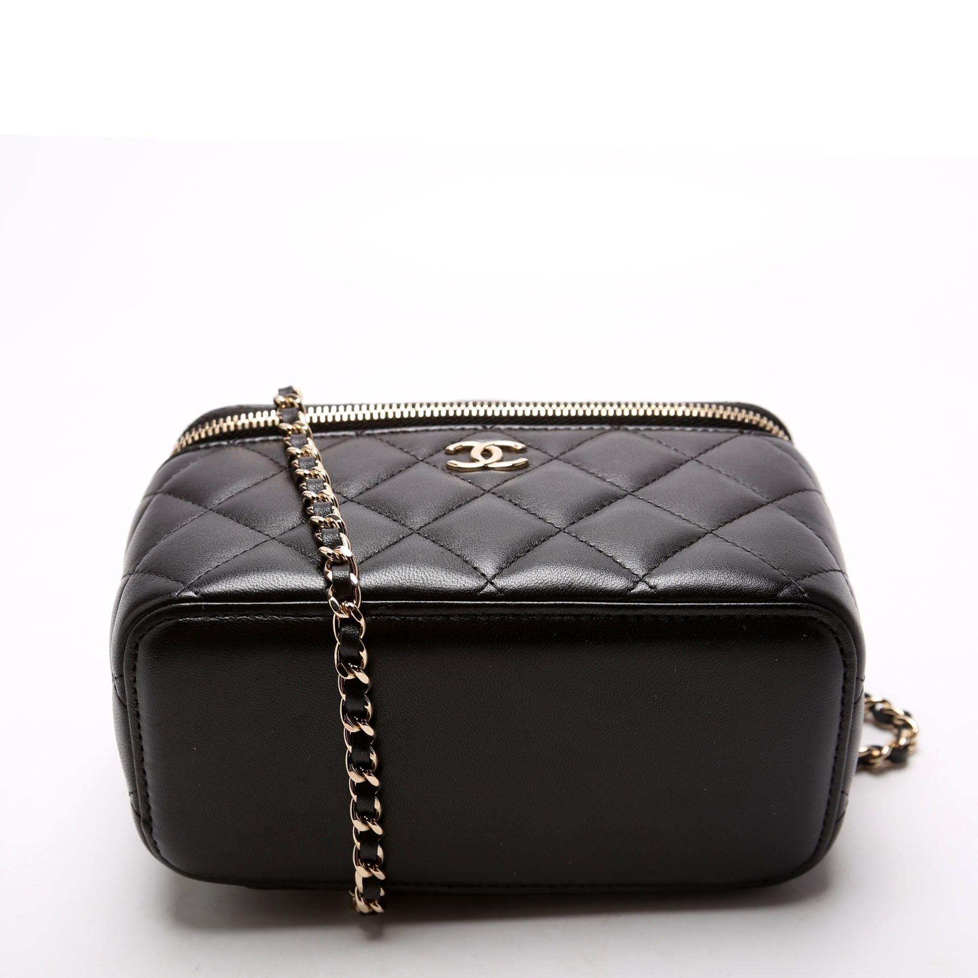 Vanity Case Top Handle Small Lambskin 31M Black