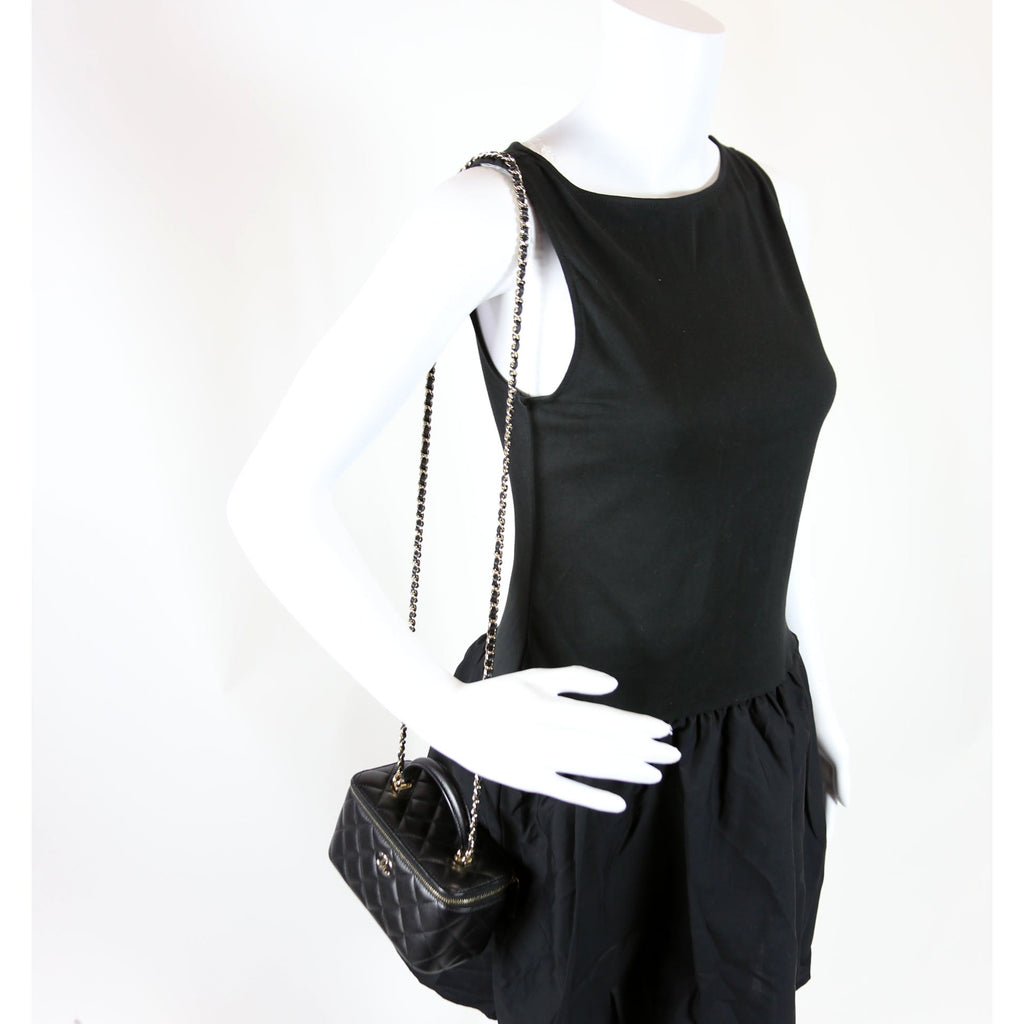Vanity Case Top Handle Small Lambskin 31M Black