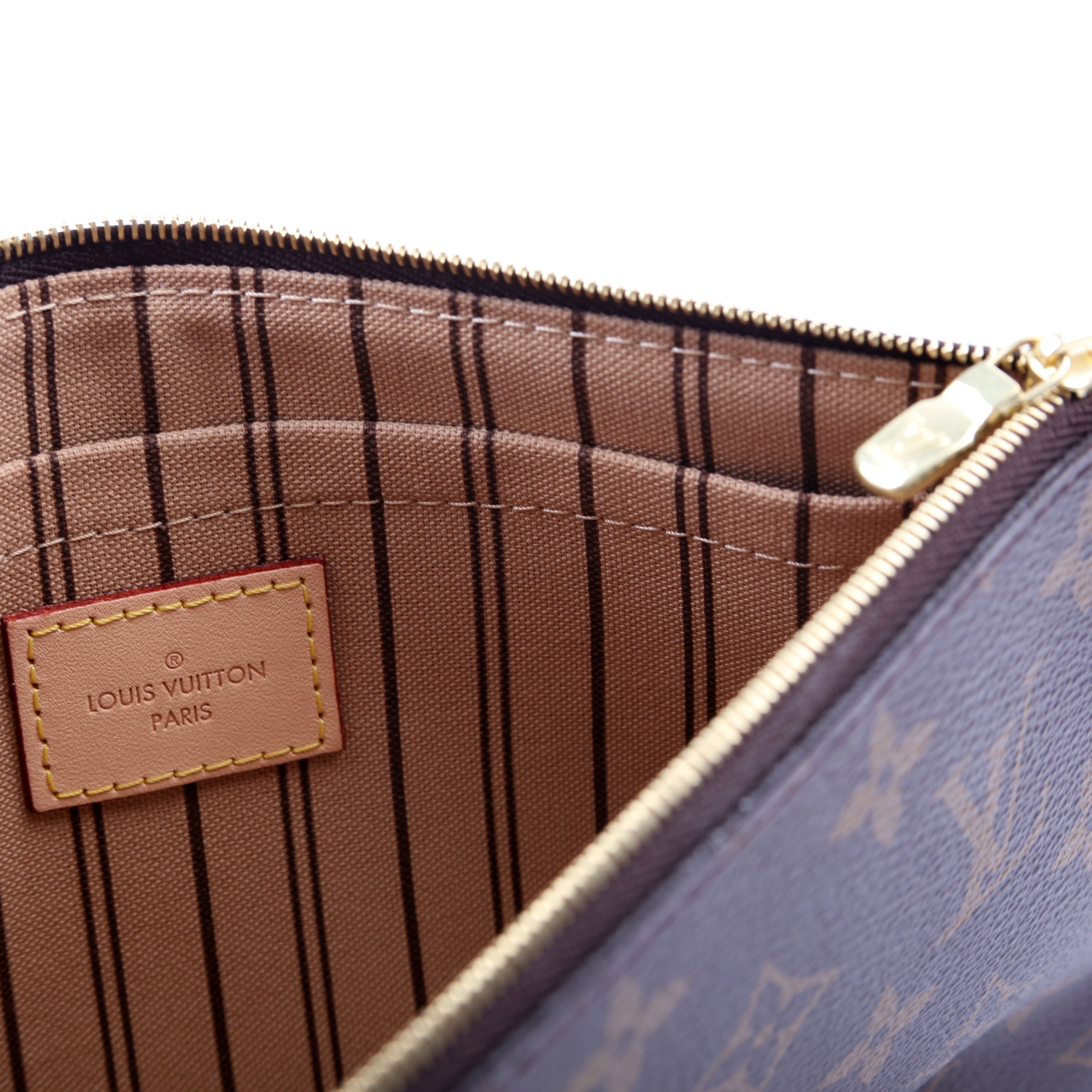 Pochette Only Monogram Neverfull