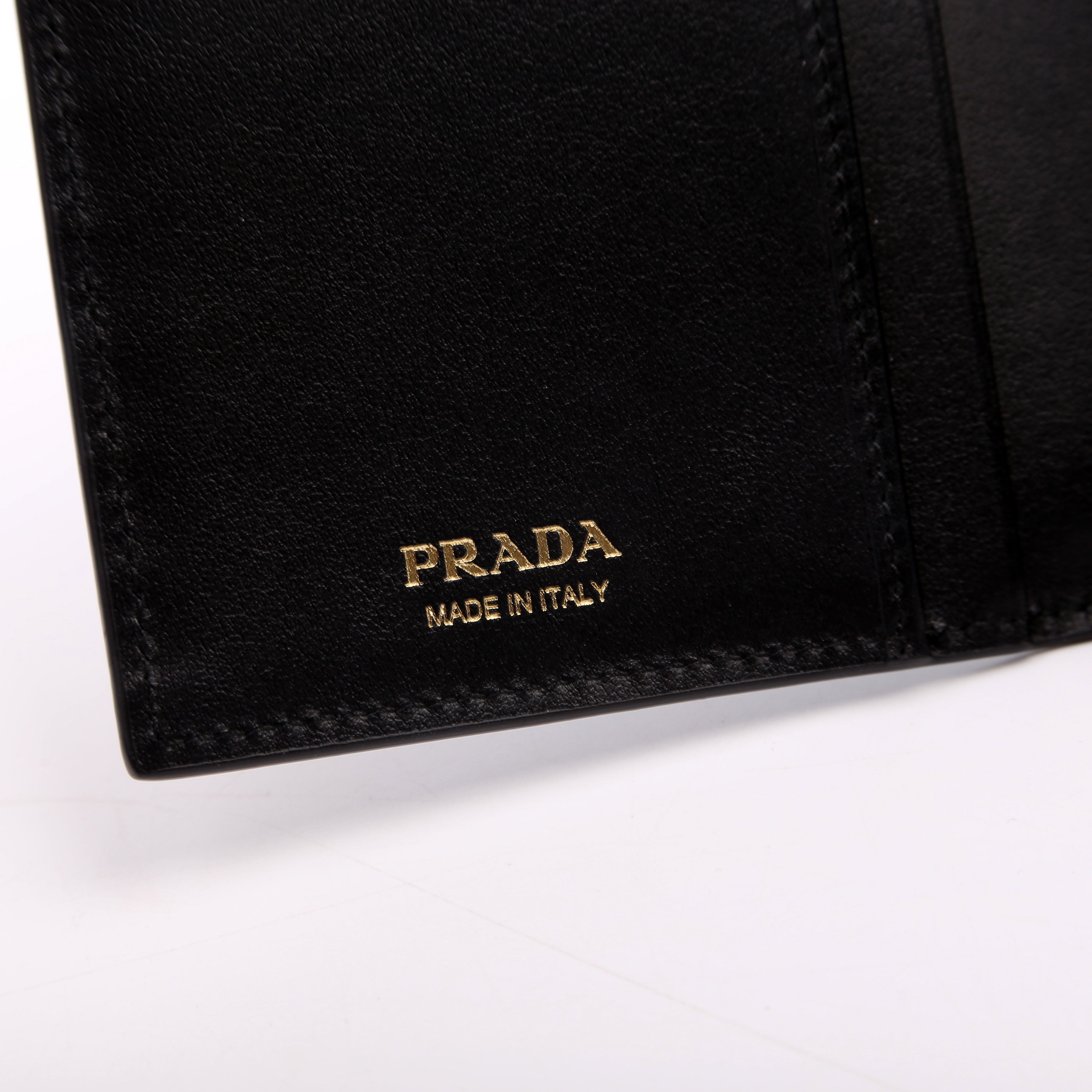 Saffiano Triangle Logo Large Wallet Black