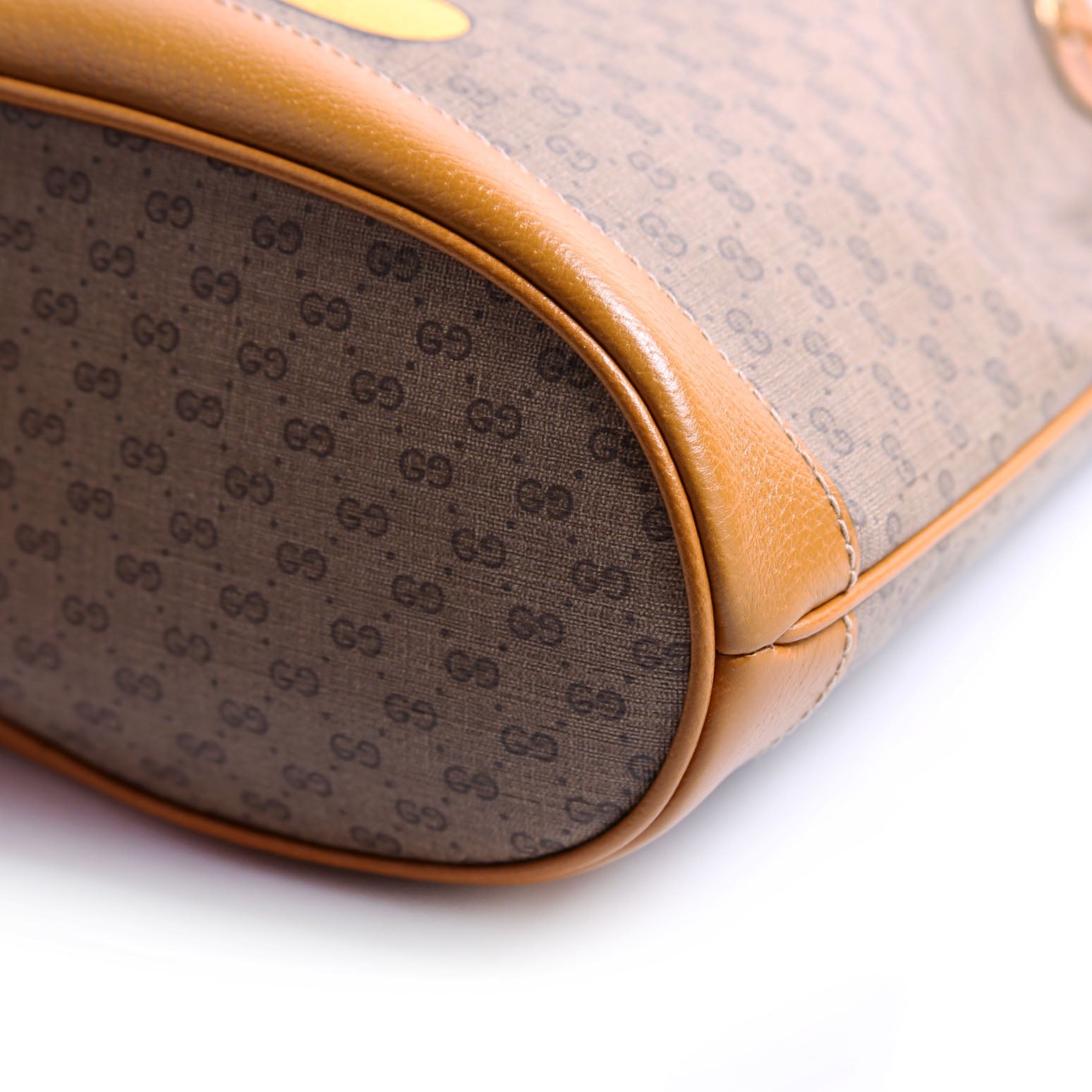 602691 Disney Micro GG Bucket Brown