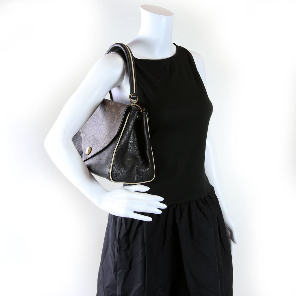 Double V Leather Black