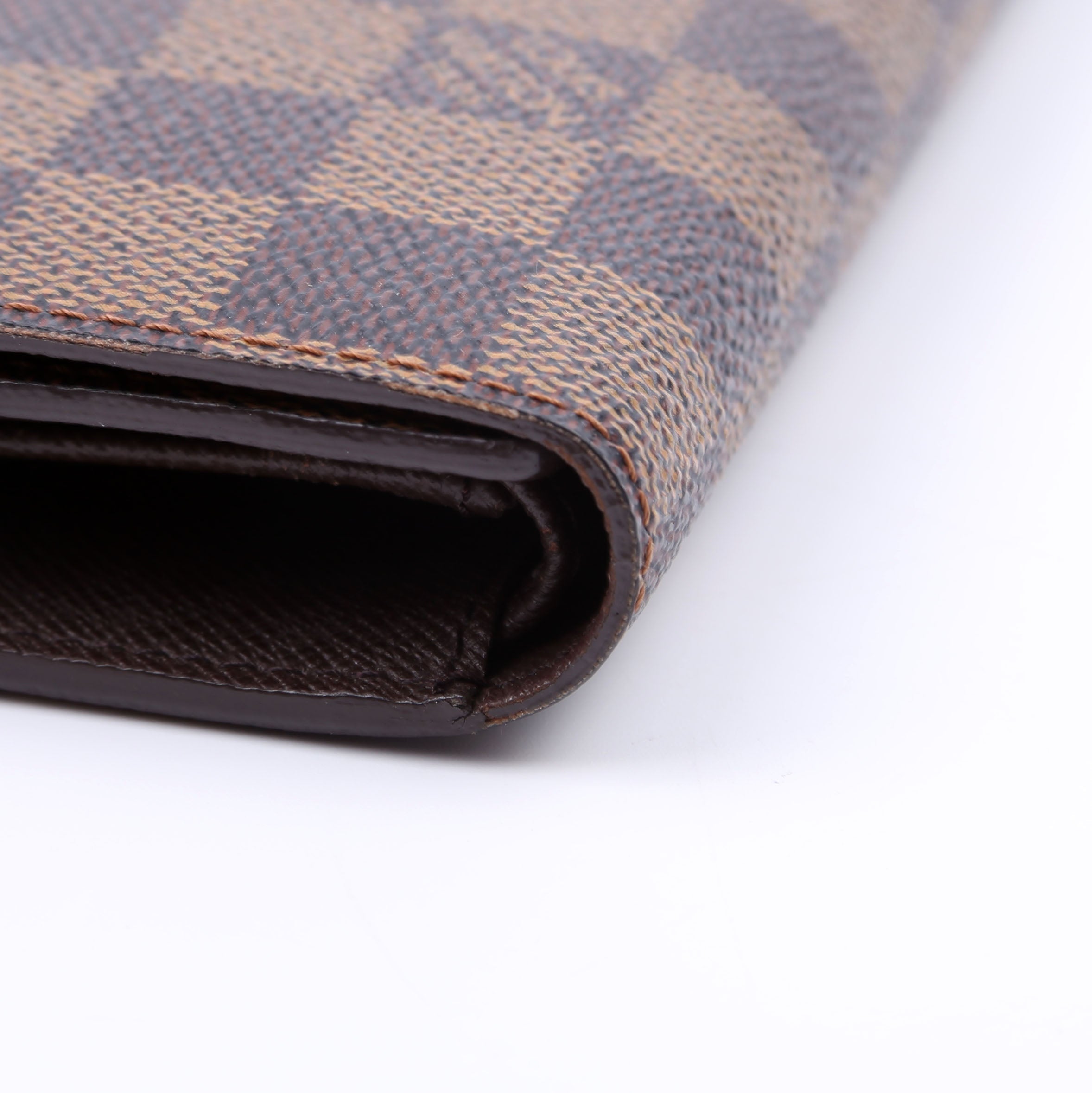 Porte Tresor International Wallet Damier Ebene