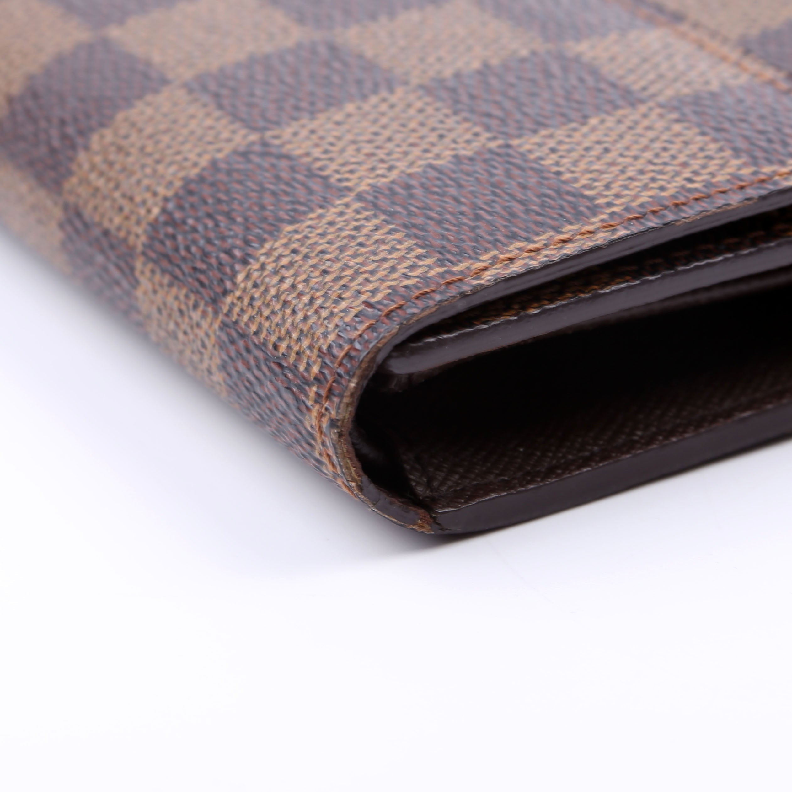 Porte Tresor International Wallet Damier Ebene