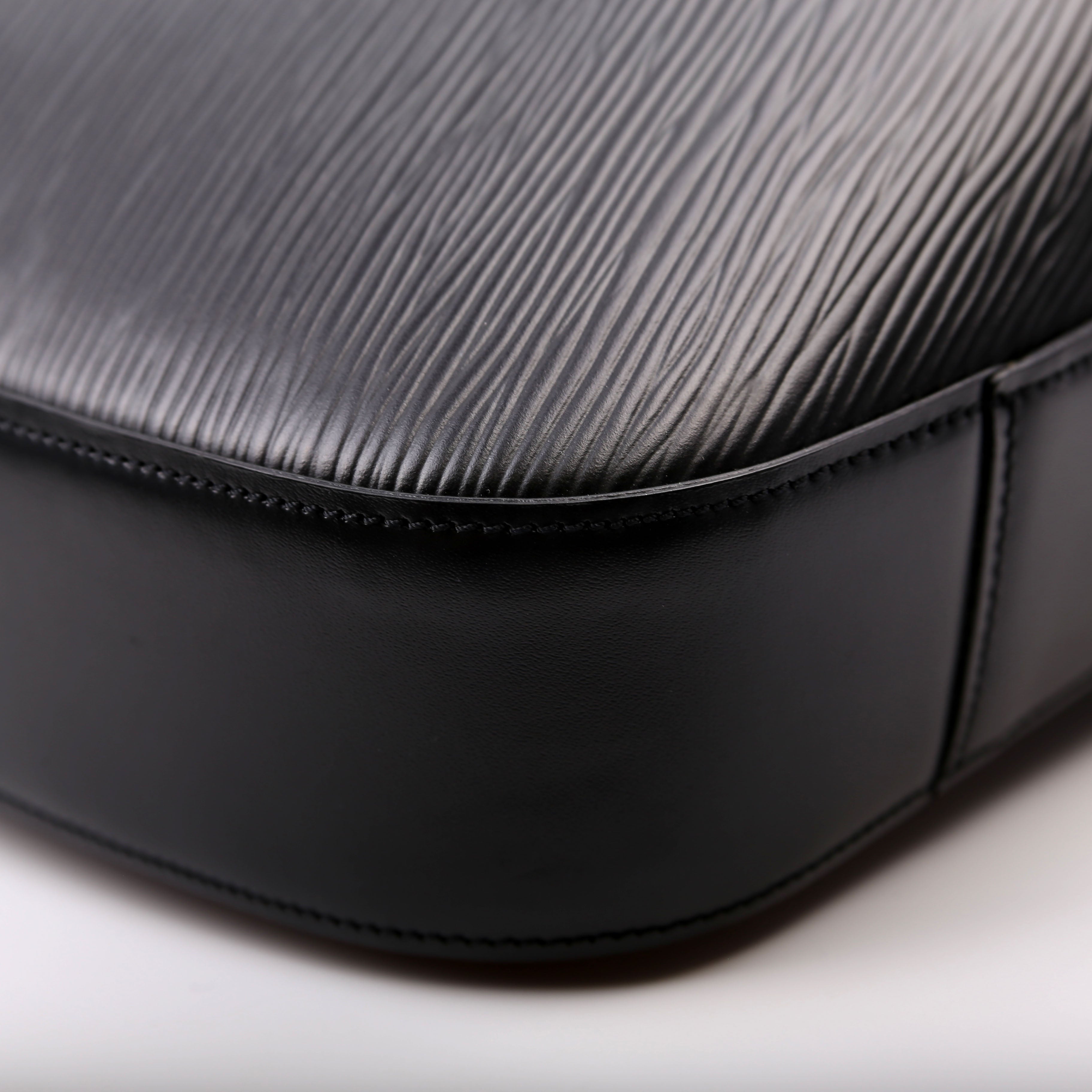 Reverie Epi Black