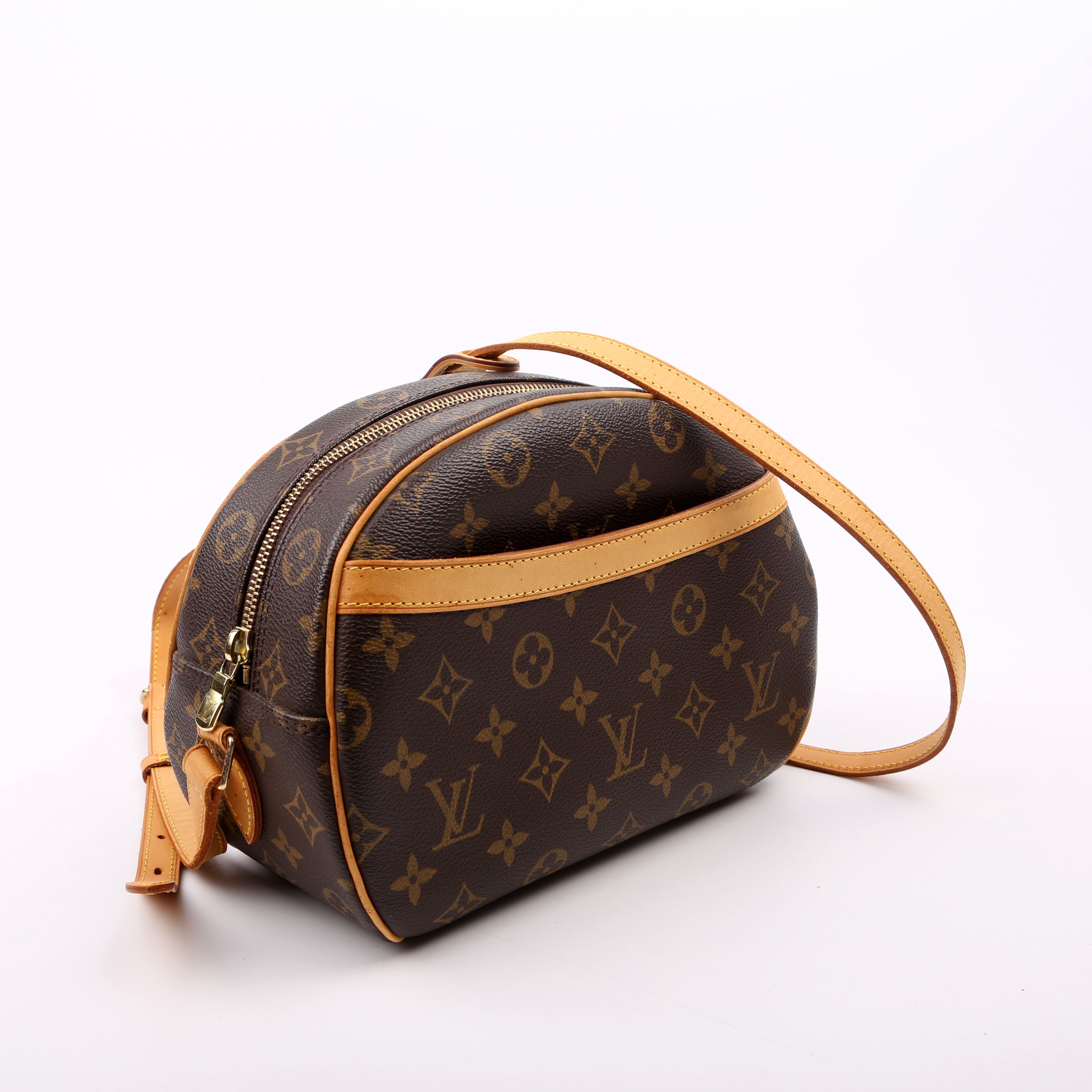 Blois Crossbody Monogram