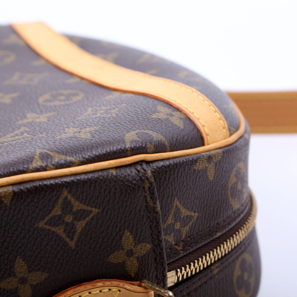 Blois Crossbody Monogram