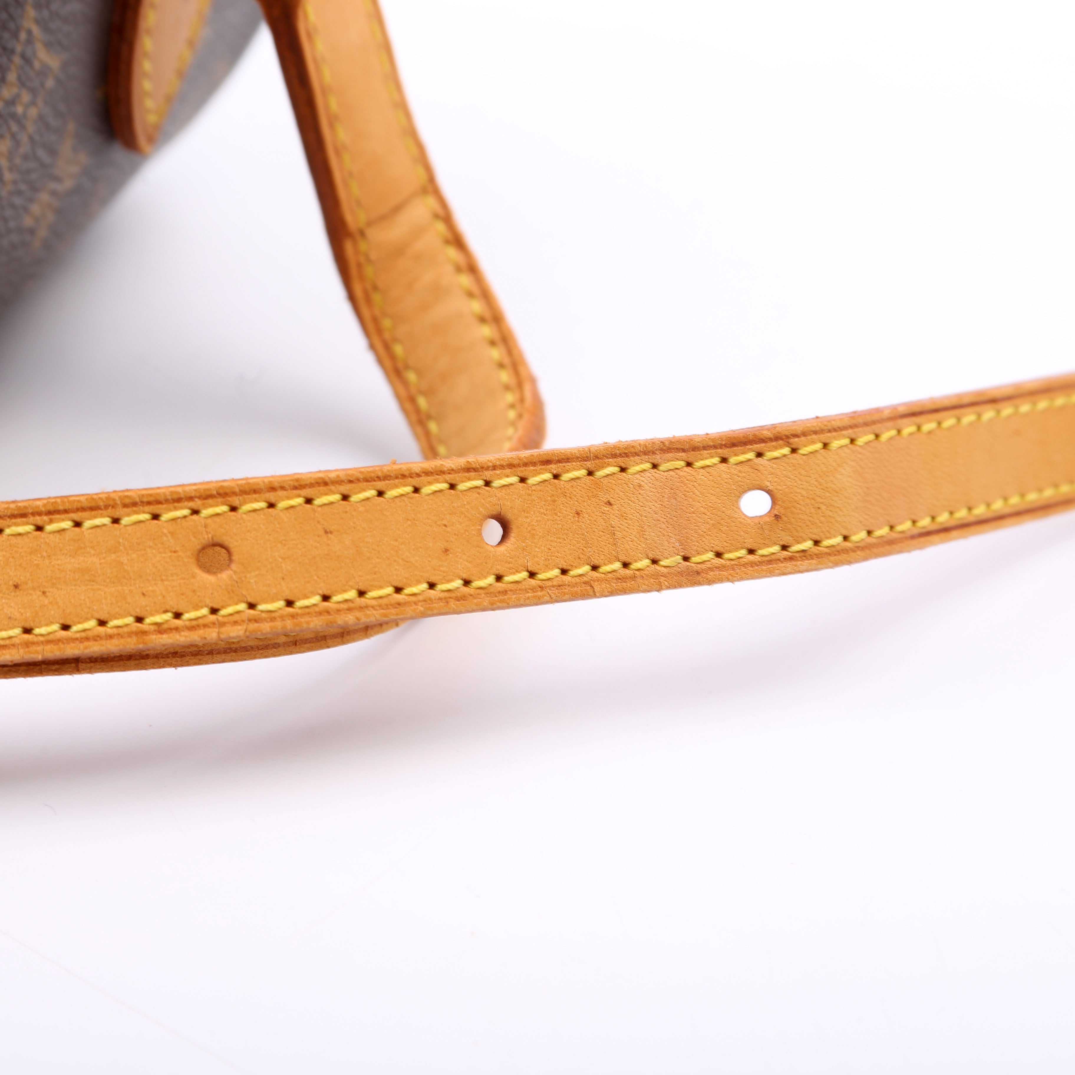 Blois Crossbody Monogram