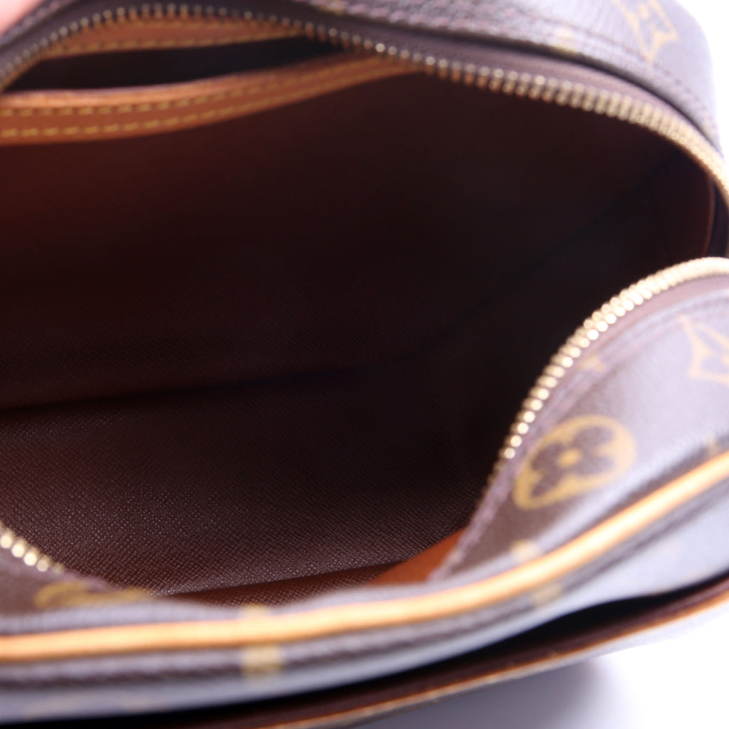 Blois Crossbody Monogram