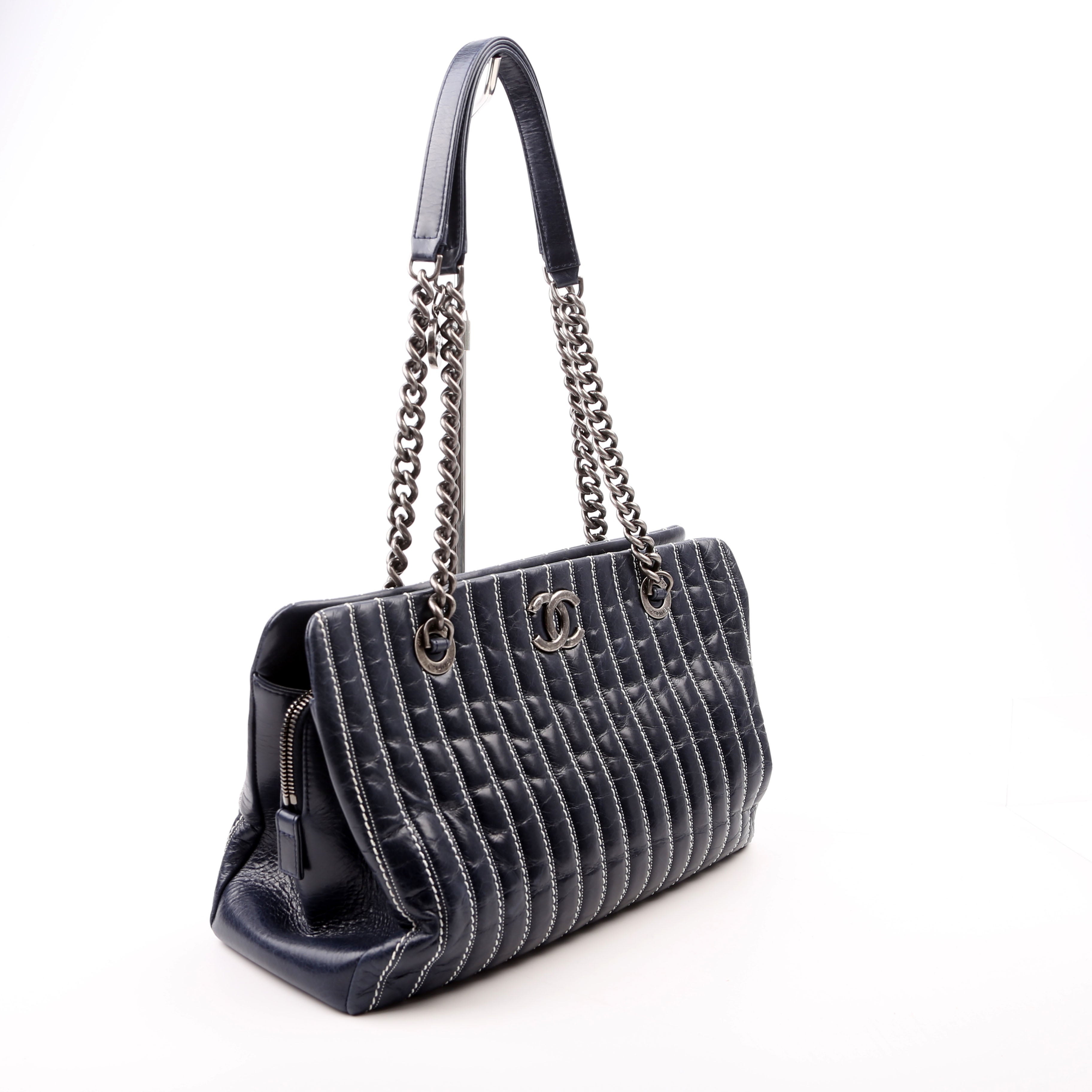 Vertical Quilt Tote 20M Navy