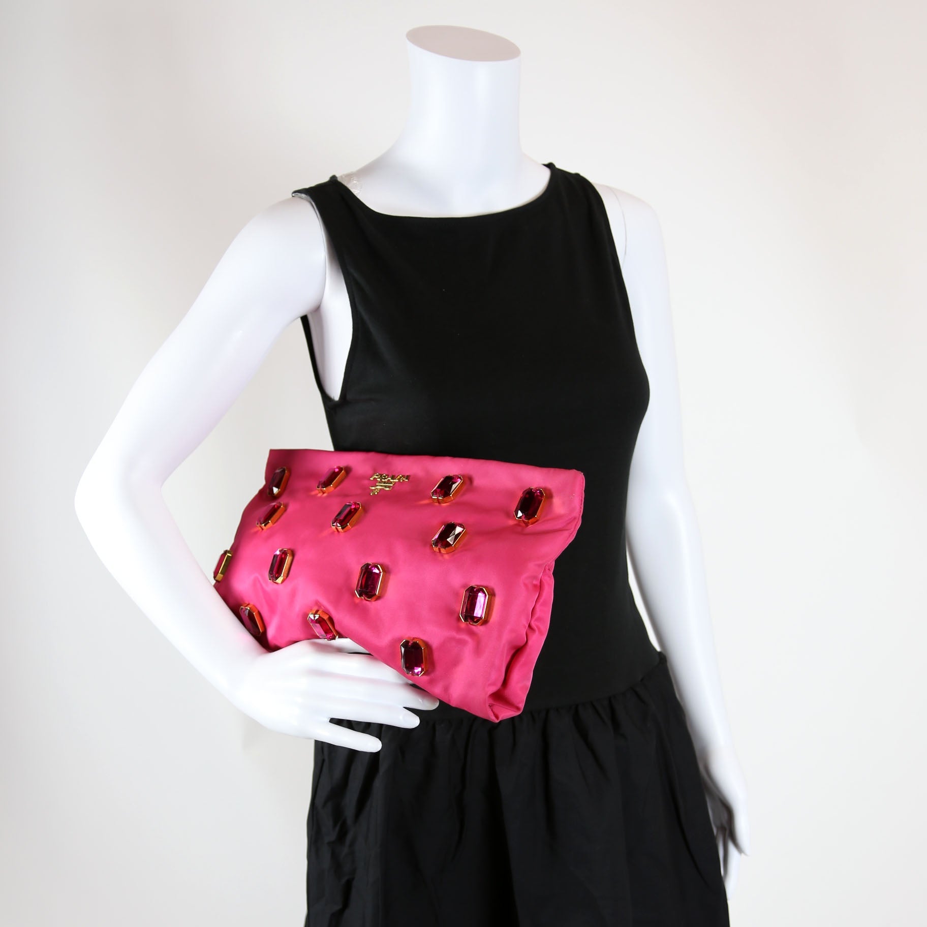 BP0244 Tessuto Pietre Jeweled Clutch Pink