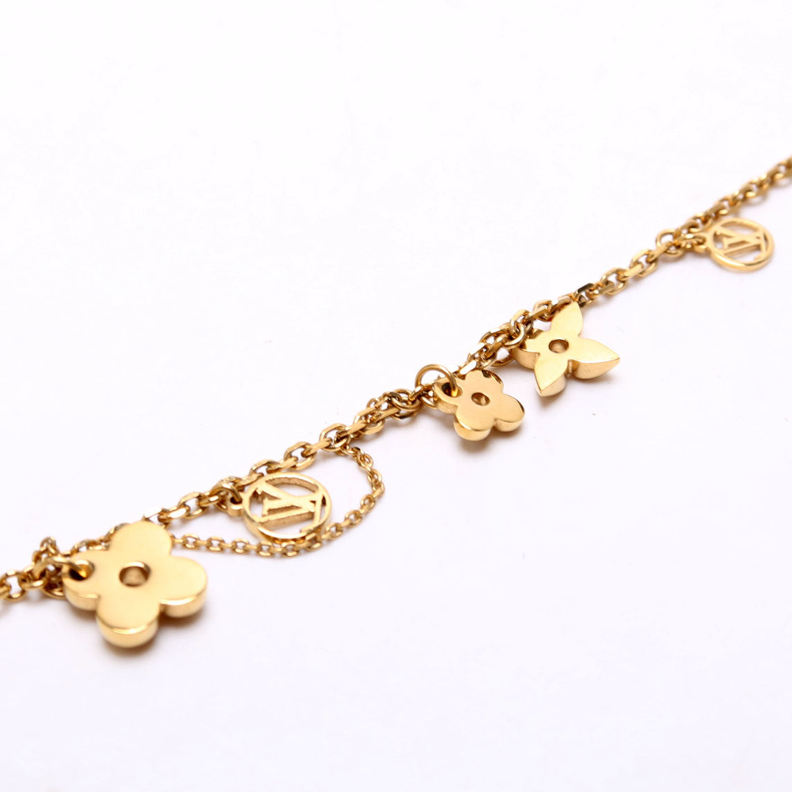 Blooming Supple Necklace Gold