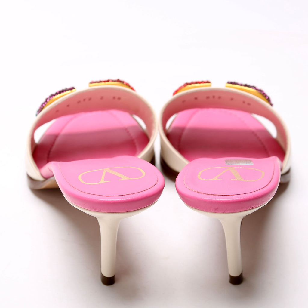 Crystal V Logo Kitten Heels Size 38 Pink/Cream