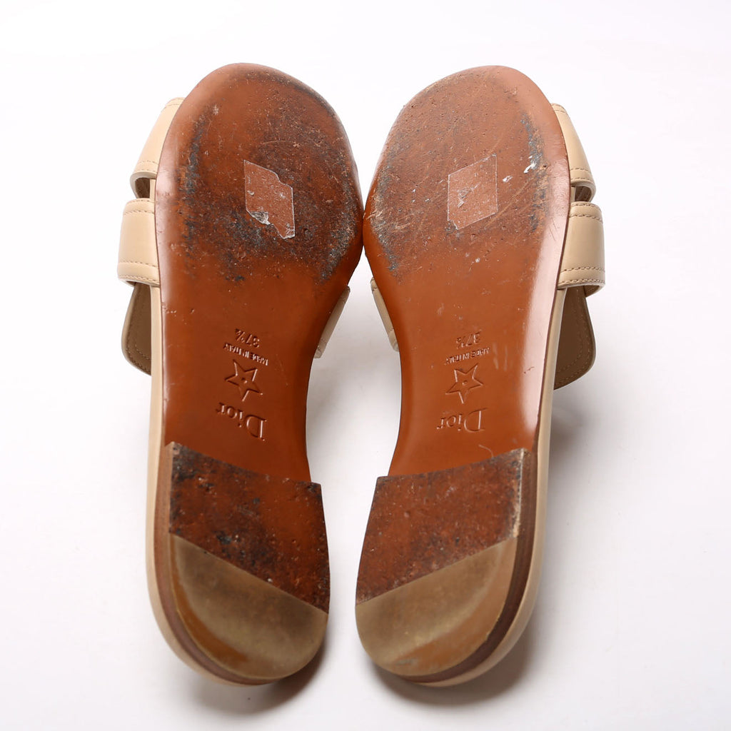 30 Montaigne Calfskin Slides 37.5 Tan