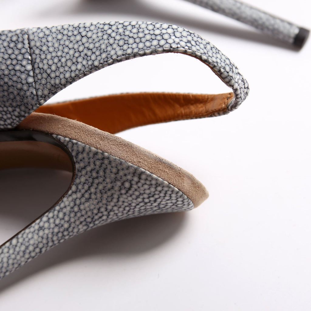 Fendi Heart Peep Toe Slingback Pumps Size 38 Blue