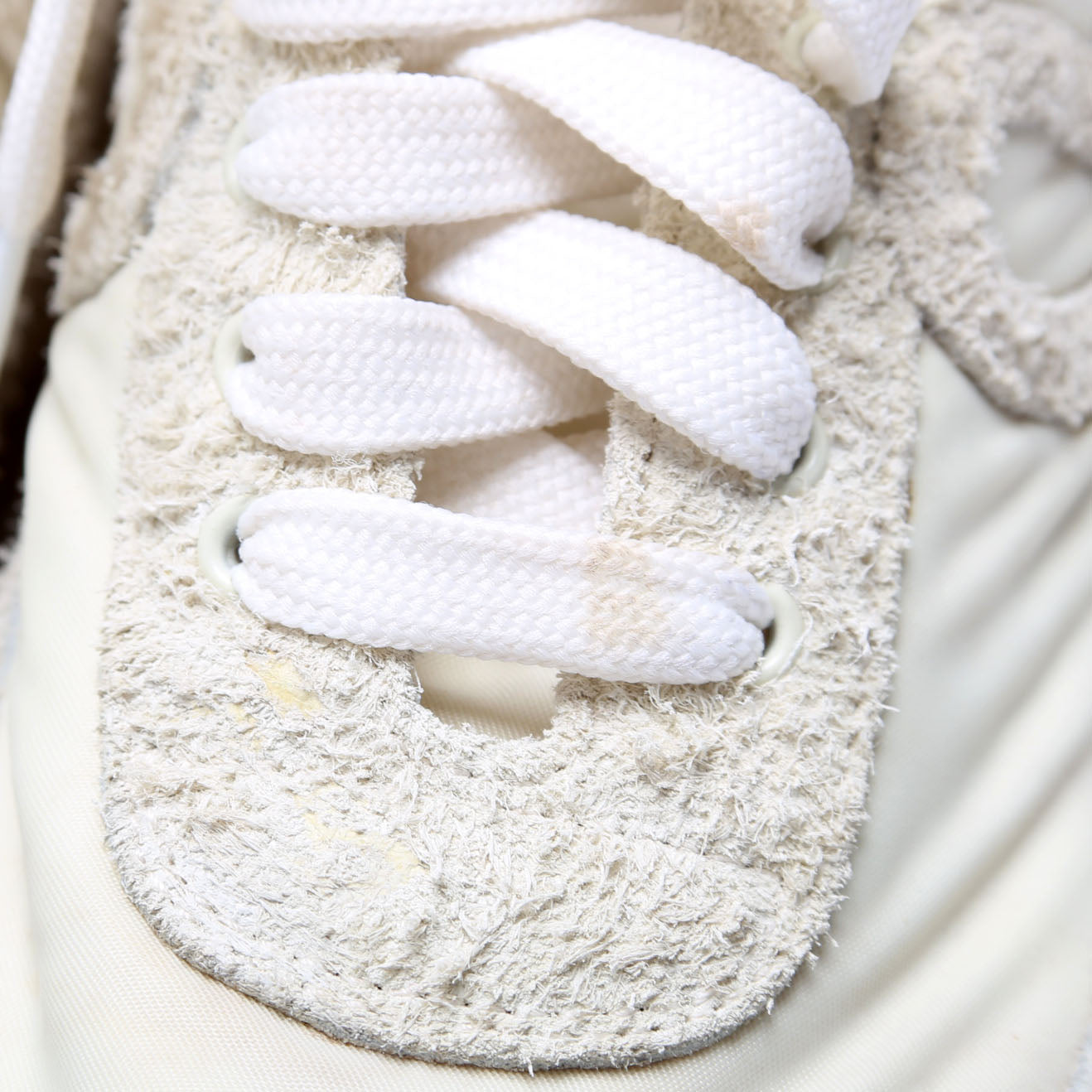 Flow Runner Nylon/Brushed Suede Sneakers Size 39 Beige