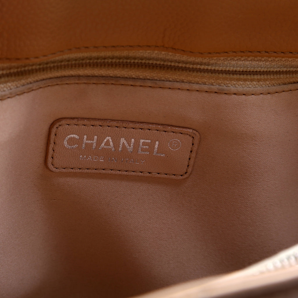 Grand Shopping Tote Caviar Tan