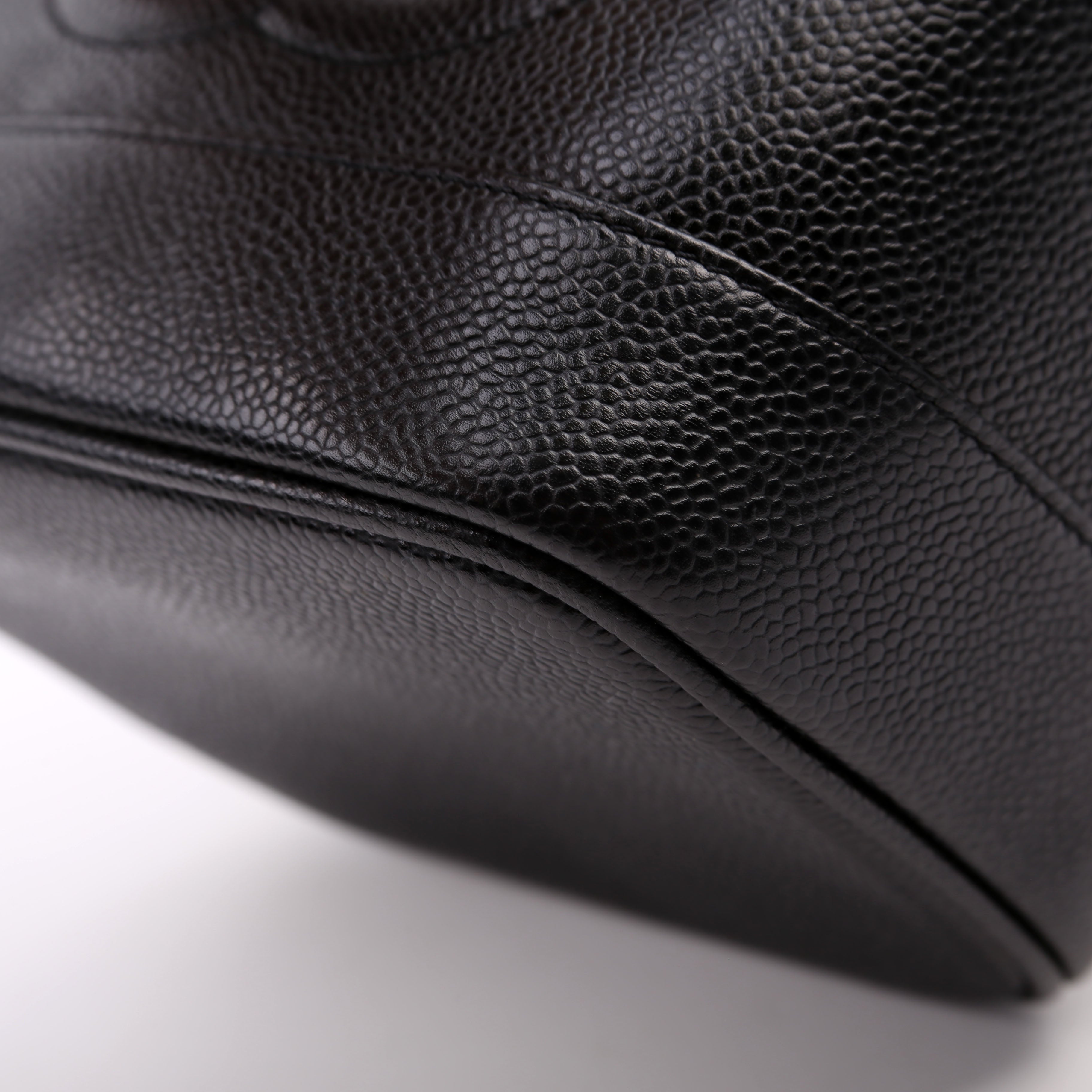 CC Vanity Case Small Caviar Leather 6M