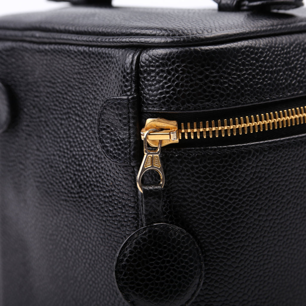 CC Vanity Case Small Caviar Leather 6M