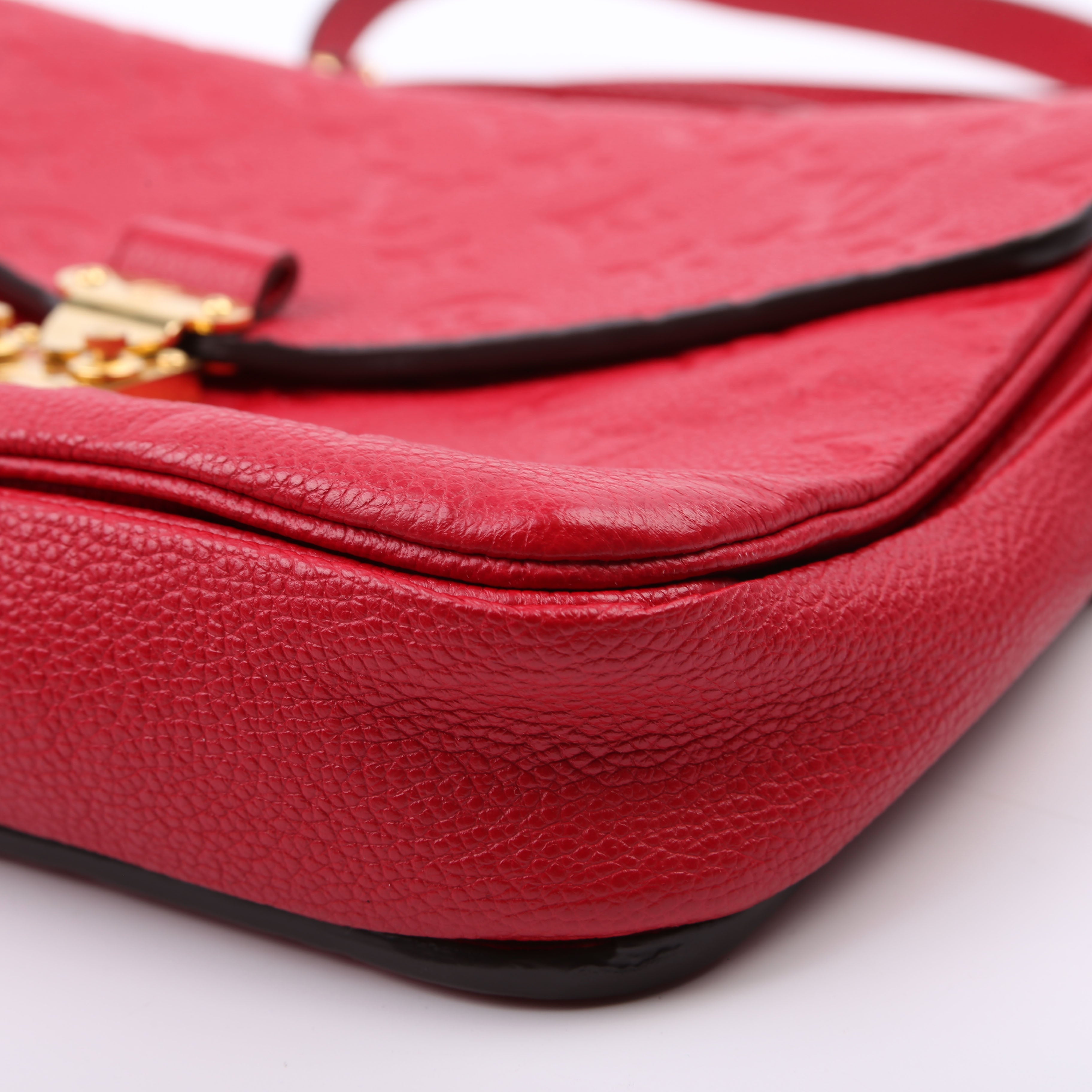 Pochette Metis Empreinte Red