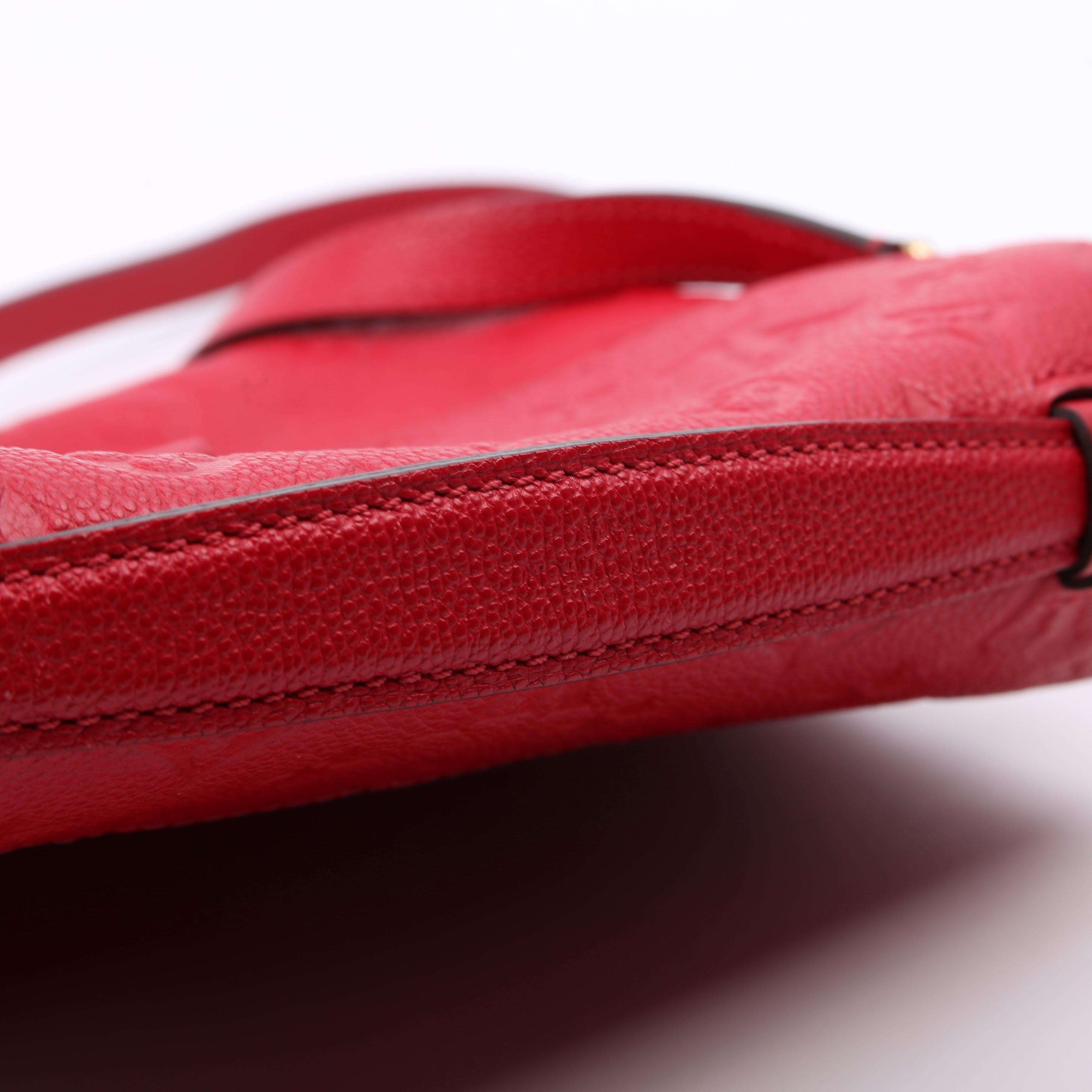 Pochette Metis Empreinte Red