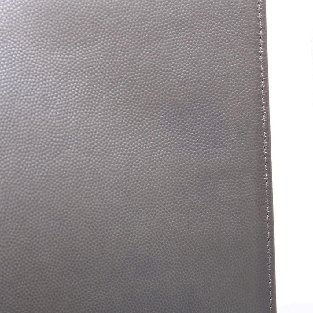 Boy Flap Medium Old Chevron Caviar 21-25M Silver