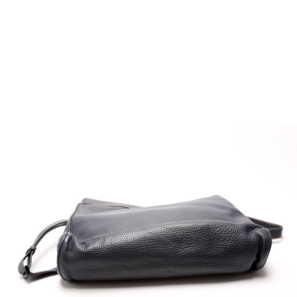 Gucci 001 110 Interlocking G Calfskin Shoulder Bag Vintage Navy