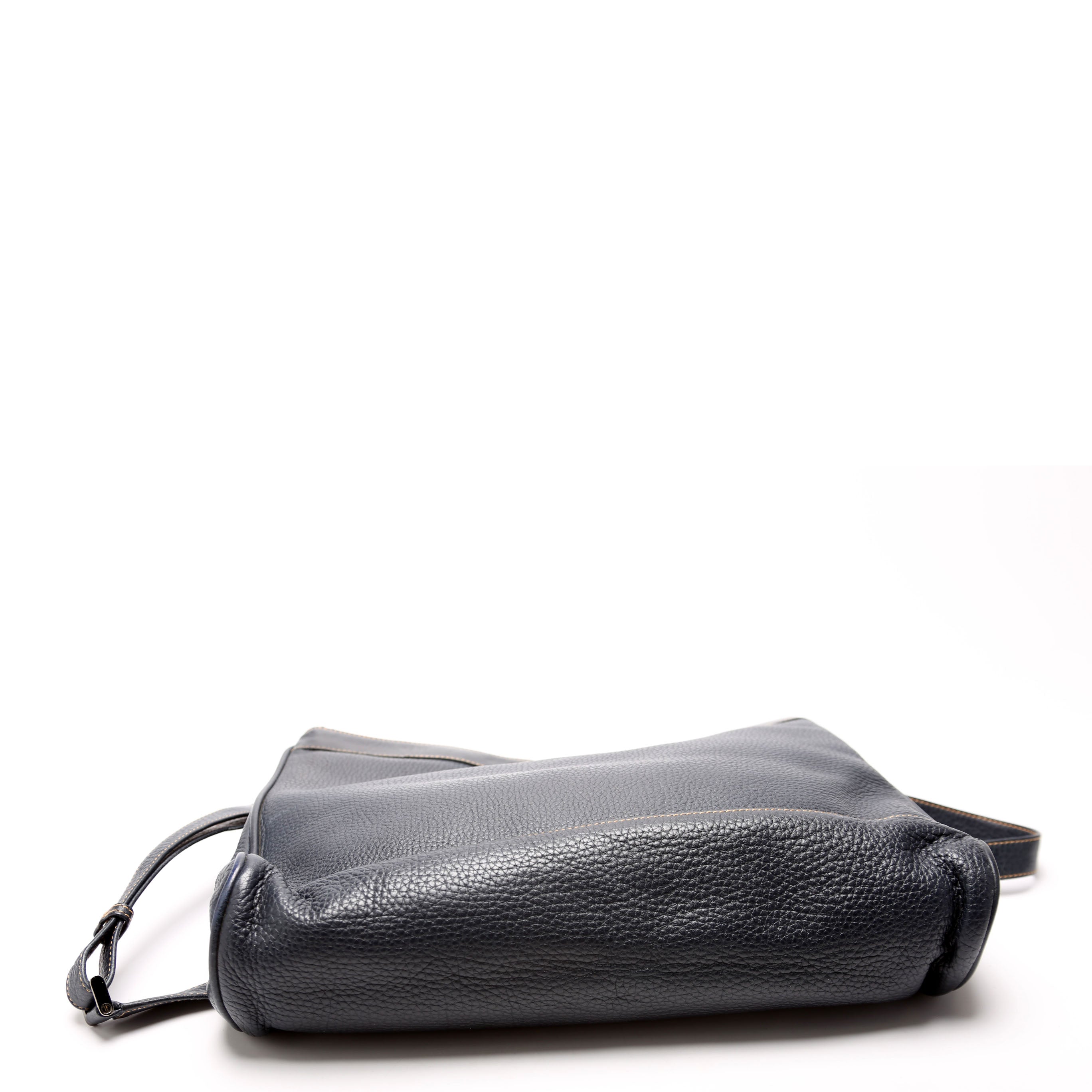Gucci 001 110 Interlocking G Calfskin Shoulder Bag Vintage Navy