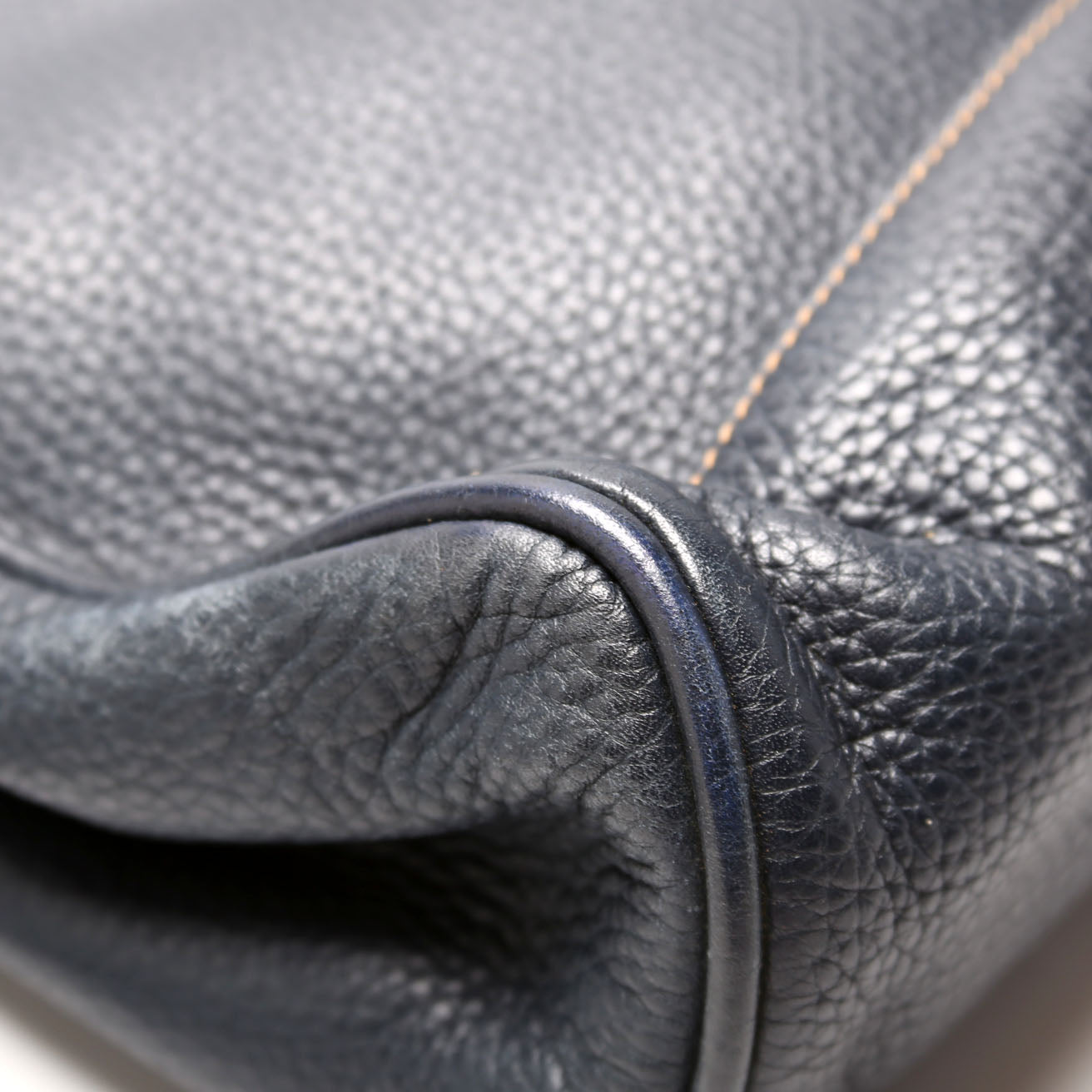 Gucci 001 110 Interlocking G Calfskin Shoulder Bag Vintage Navy