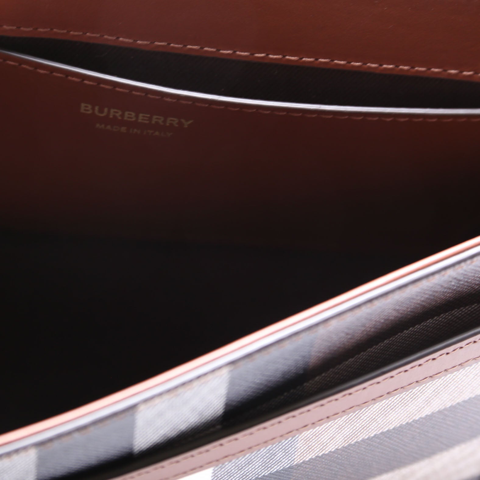 Note Crossbody Leather/Giant Check Multicolor