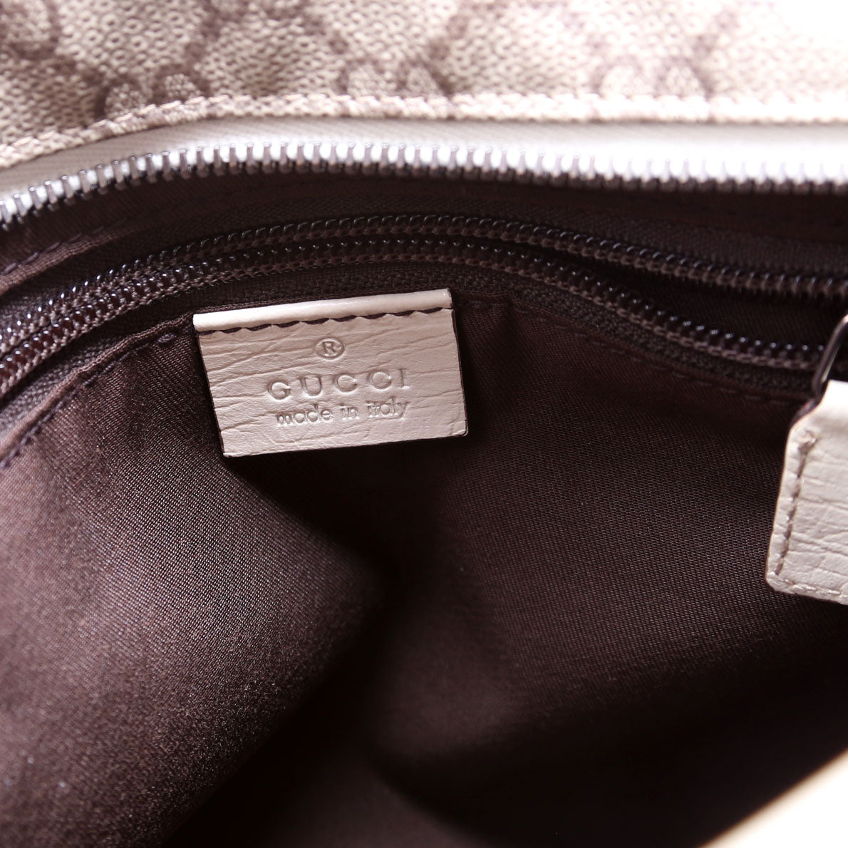 181086 GG Supreme Small Zip Tote Tan and White