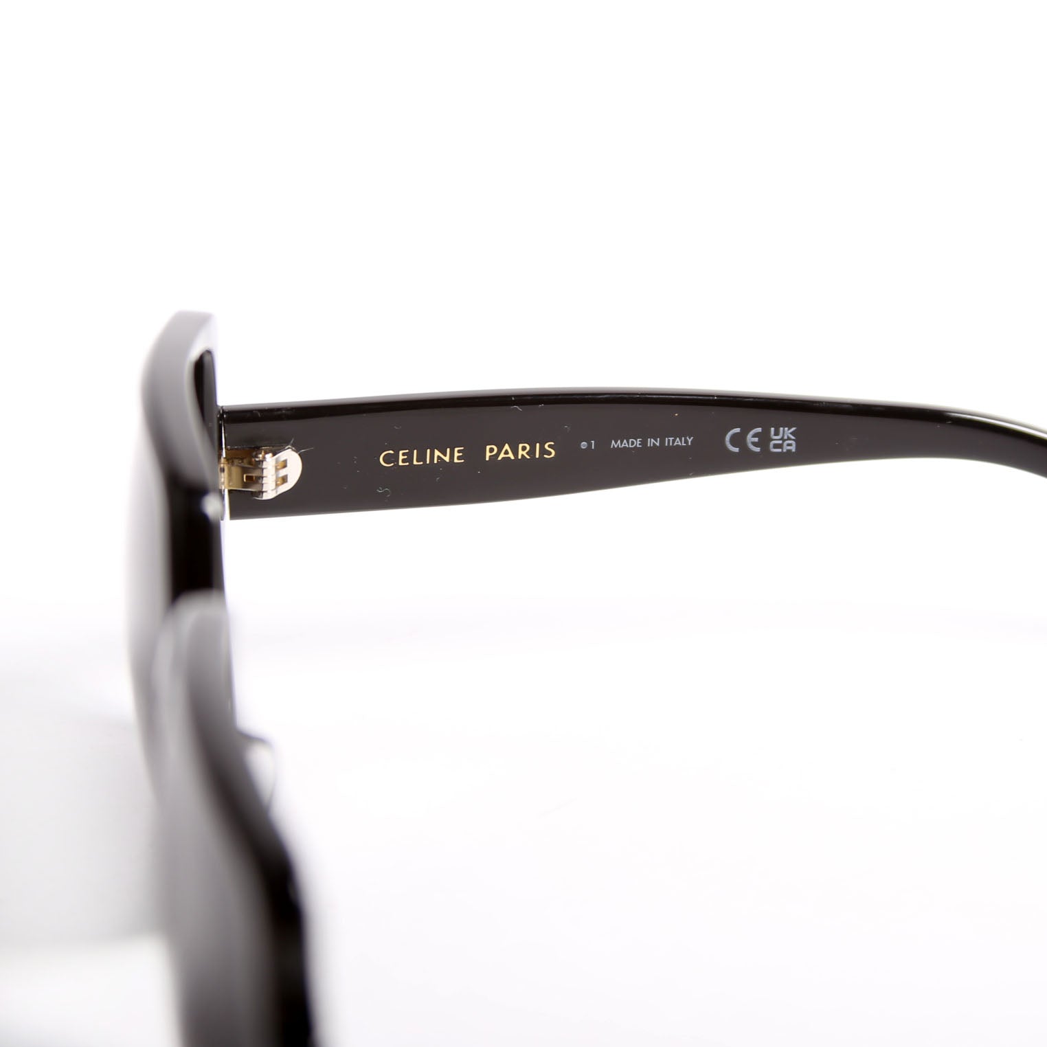 CL40316U Triomphe Square Sunglasses Black