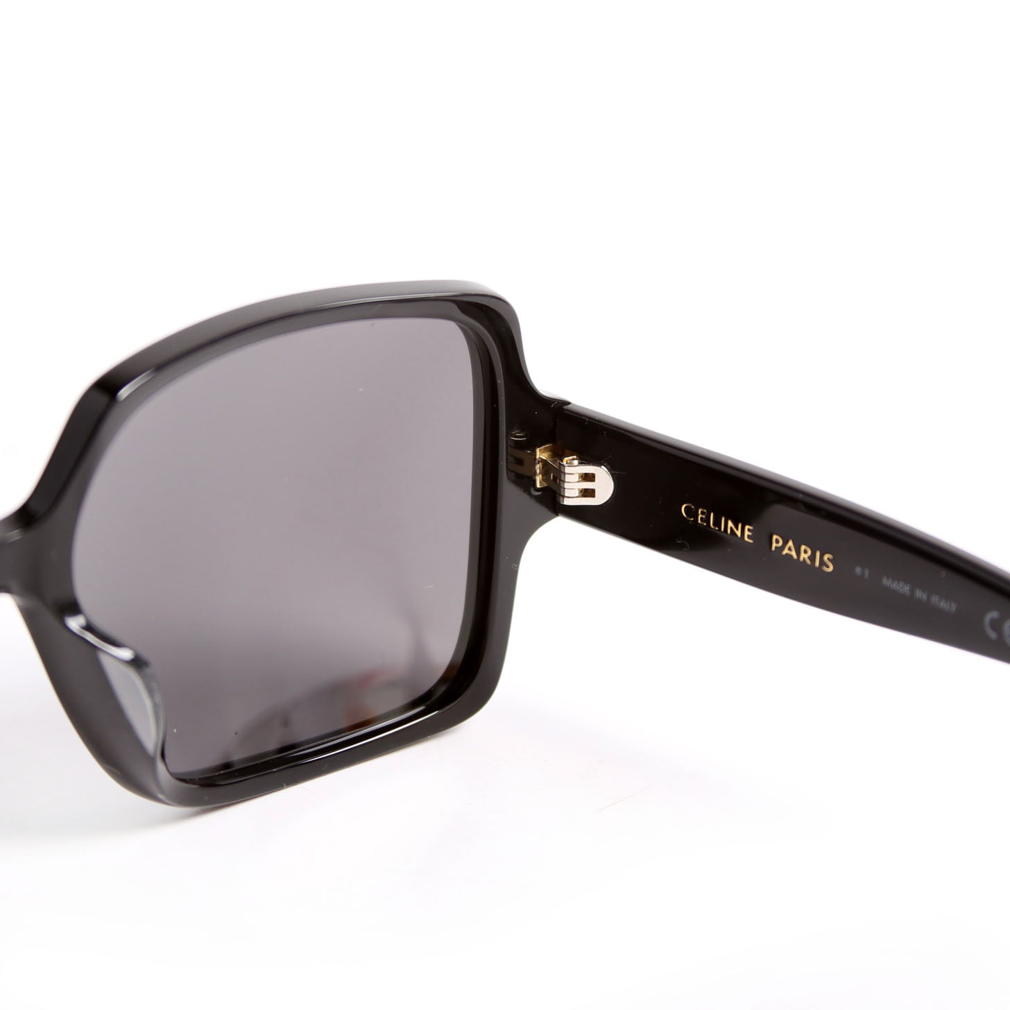 CL40316U Triomphe Square Sunglasses Black