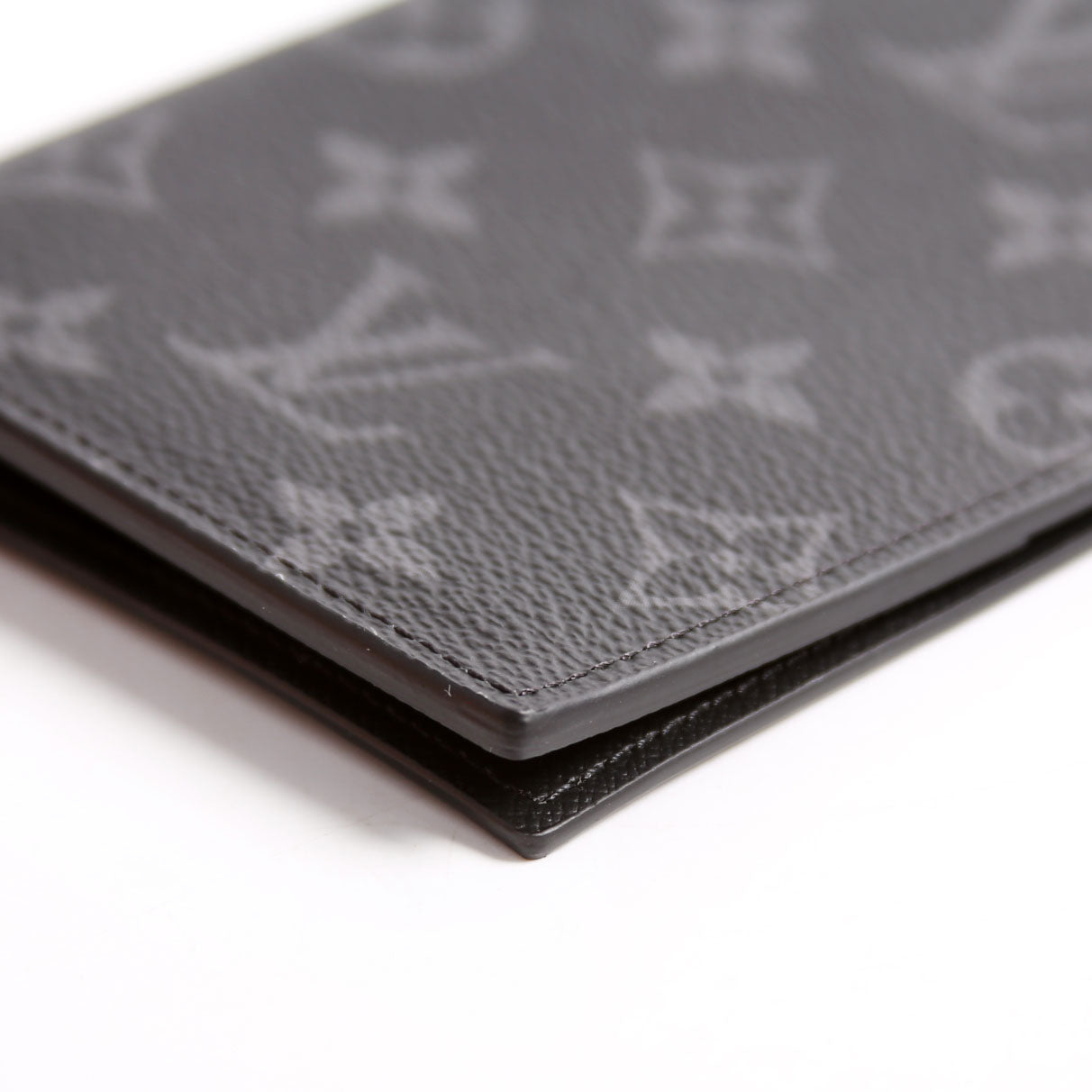 Passport Holder Monogram Eclipse