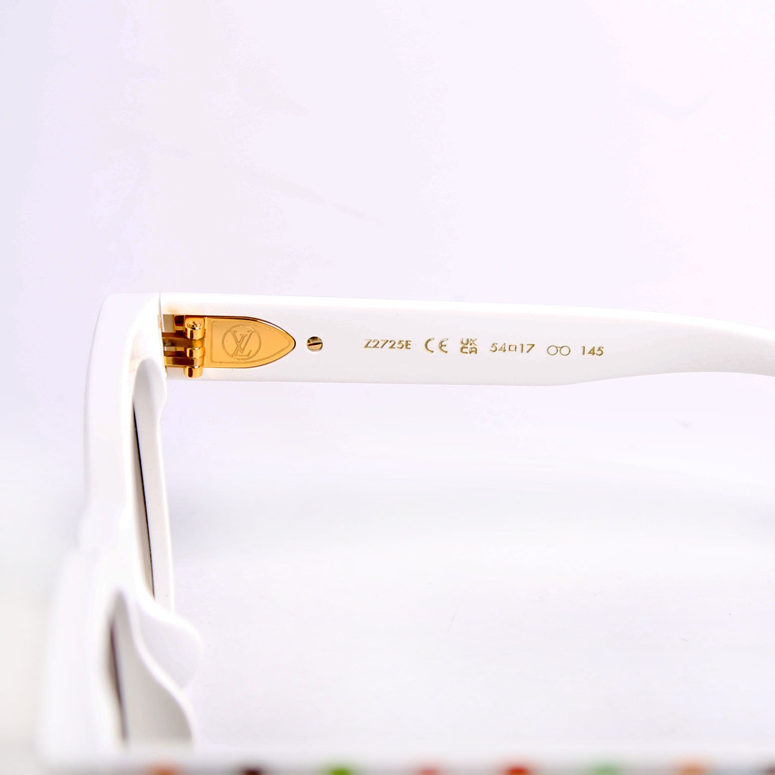 Z2725e Multicolor Square