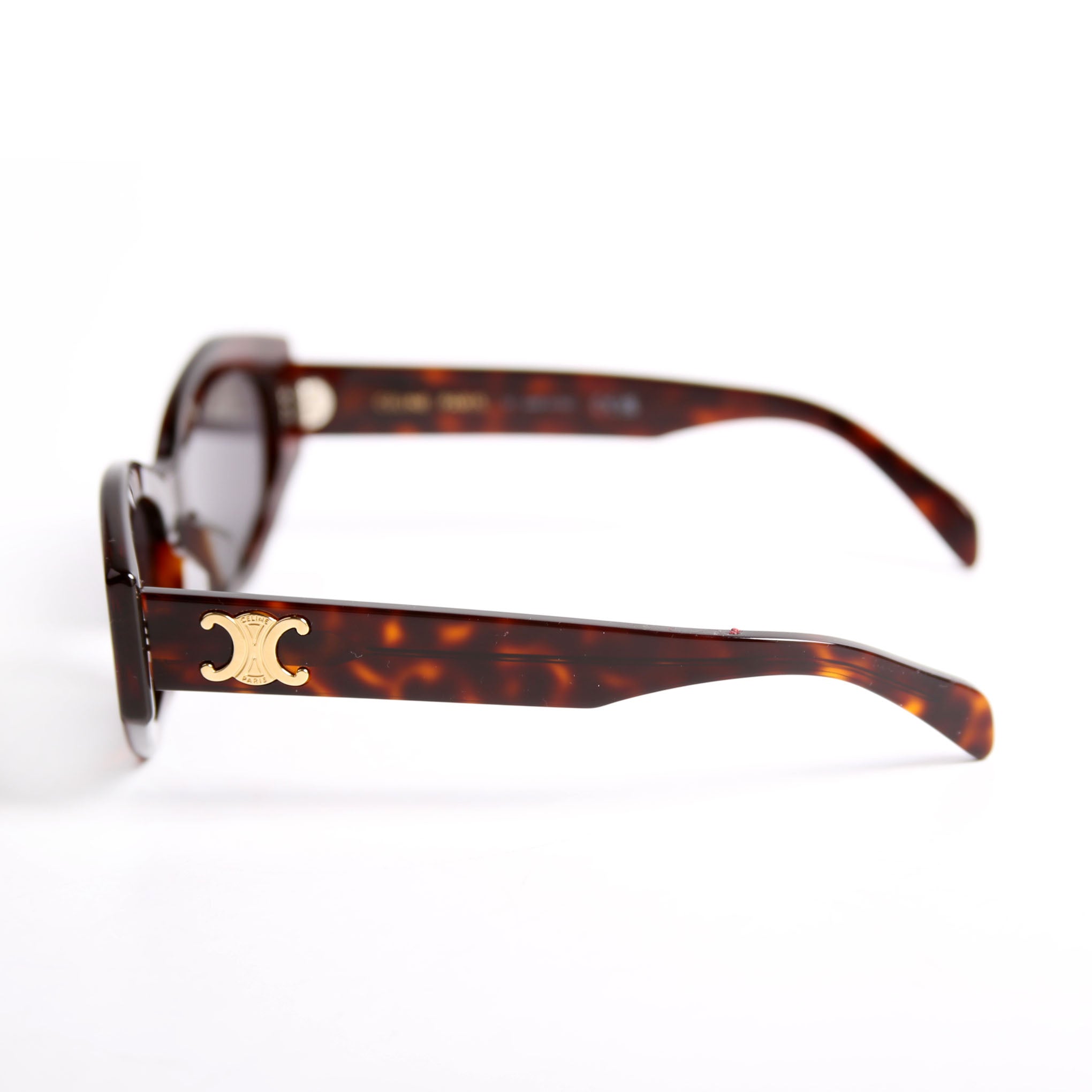 CL40238U Triomphe Cat Eye