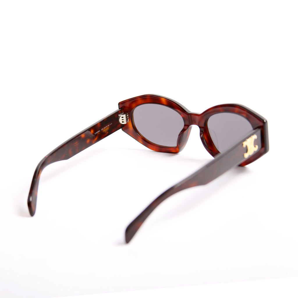 CL40238U Triomphe Cat Eye