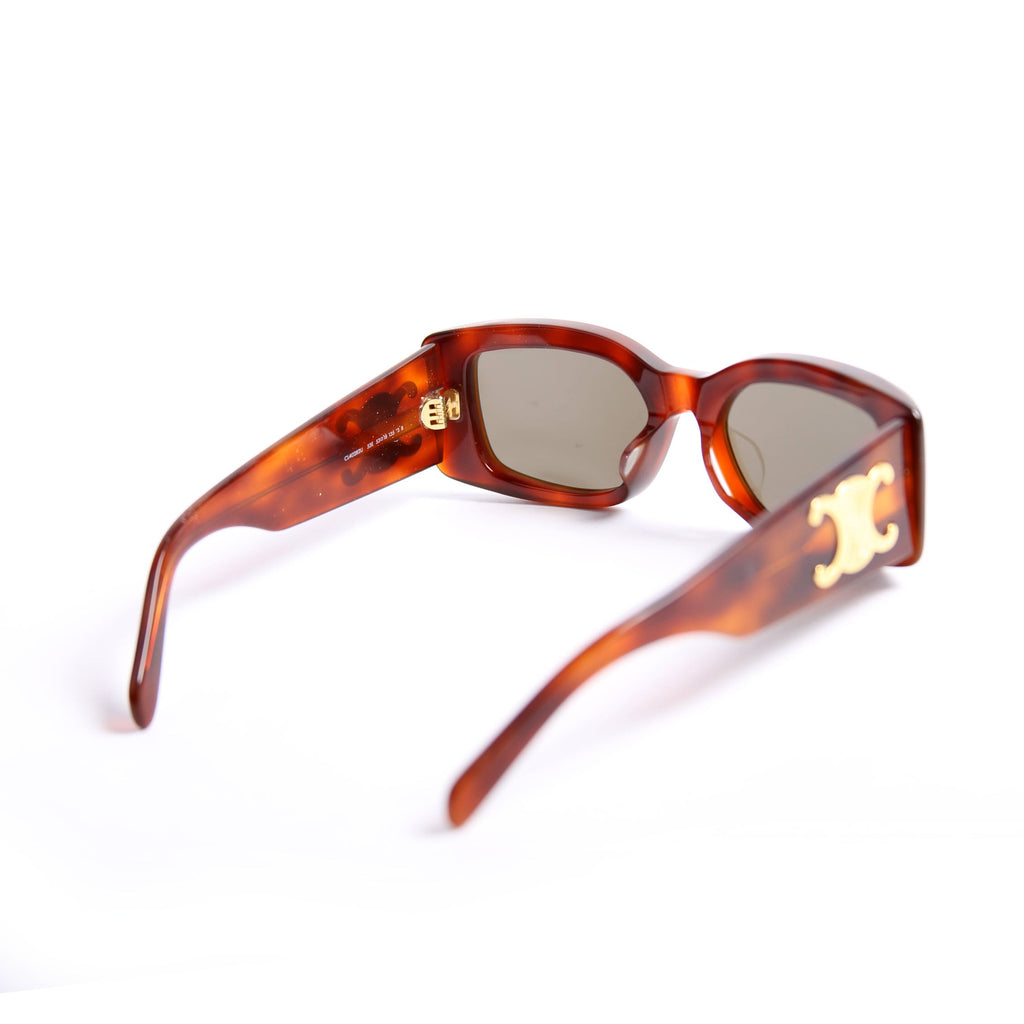 CL40282U Triomphe XL 01