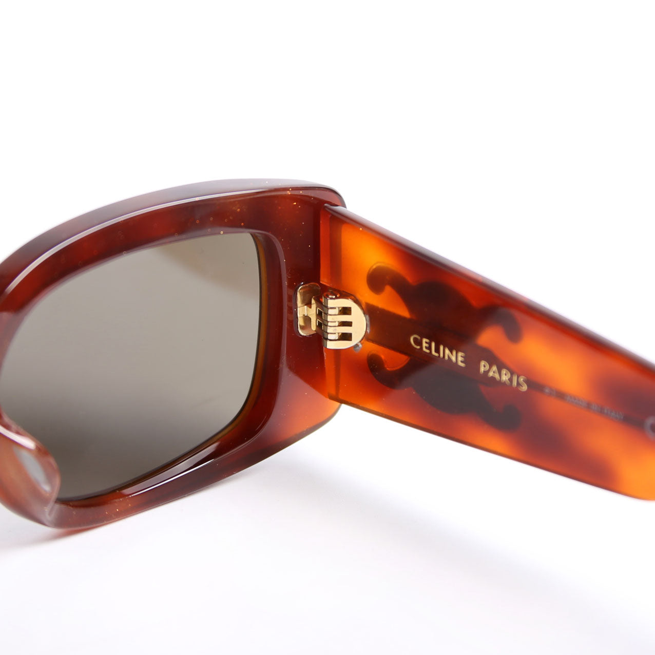 CL40282U Triomphe XL 01