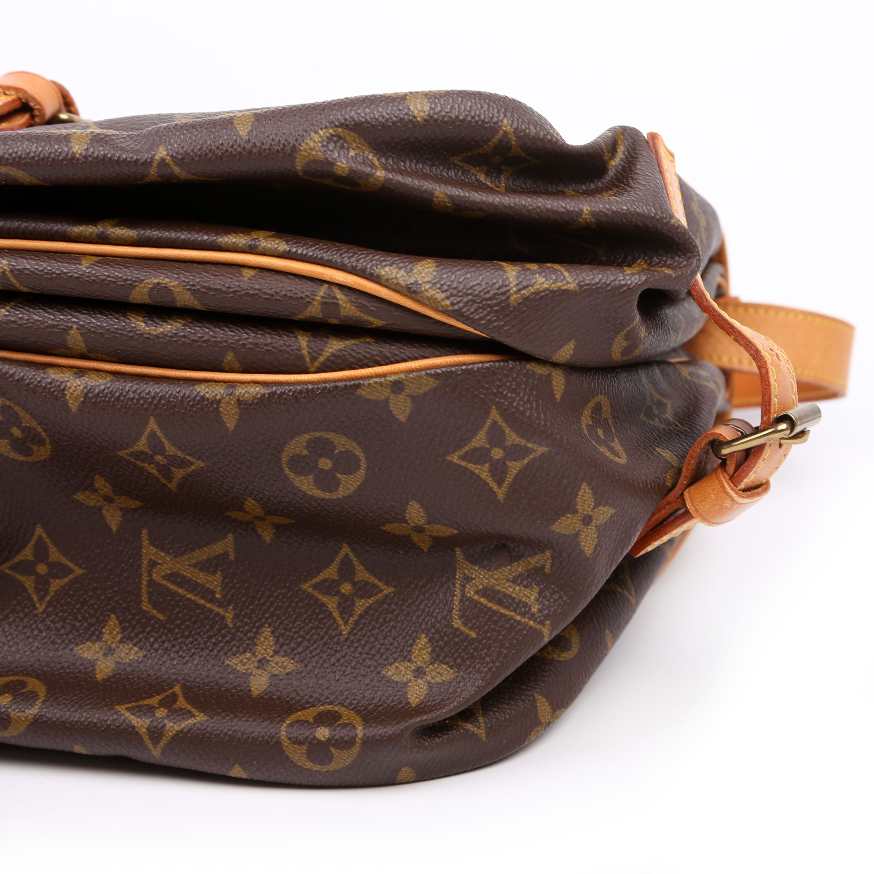 Saumur 35 Monogram
