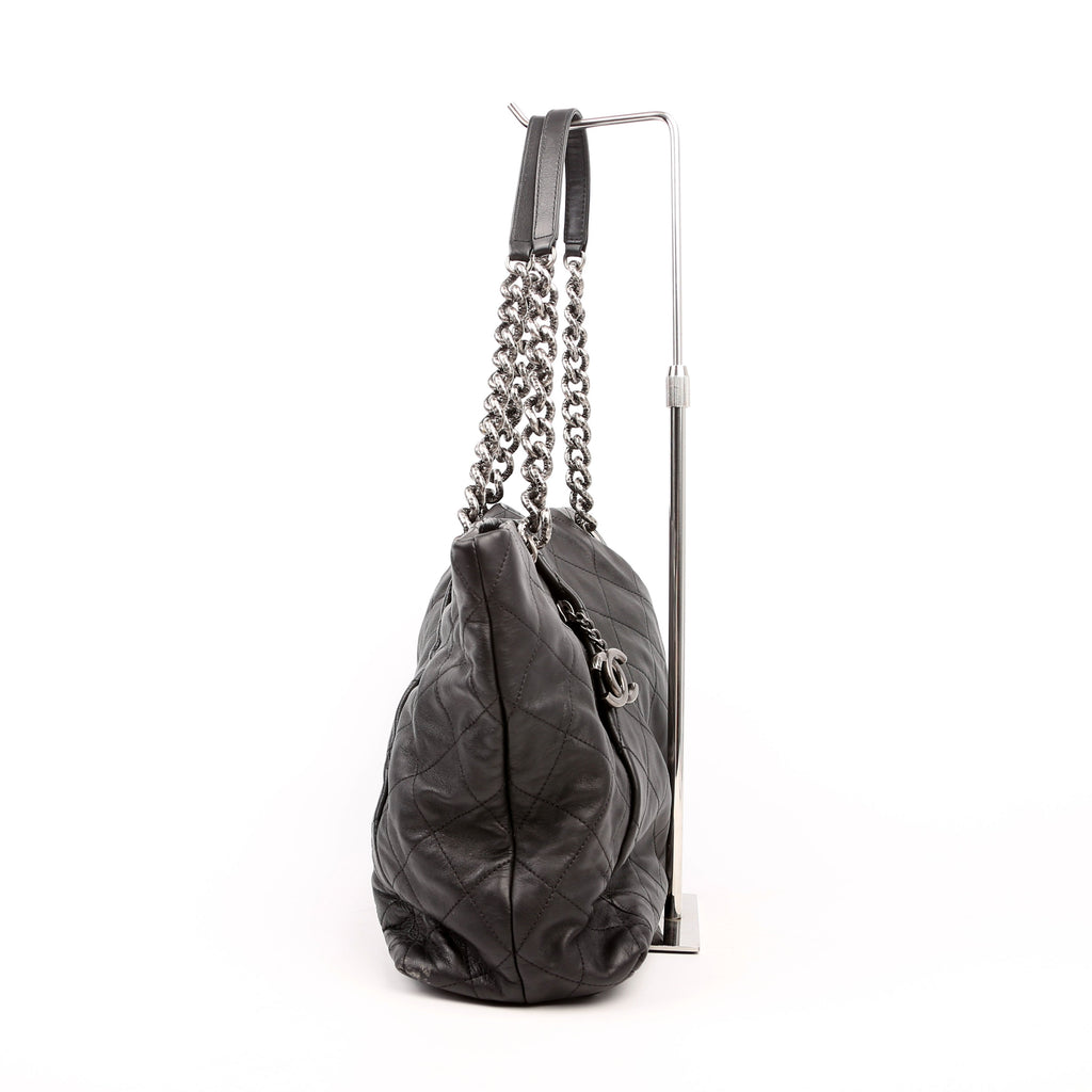 Coco Pleats Tote 16M Black
