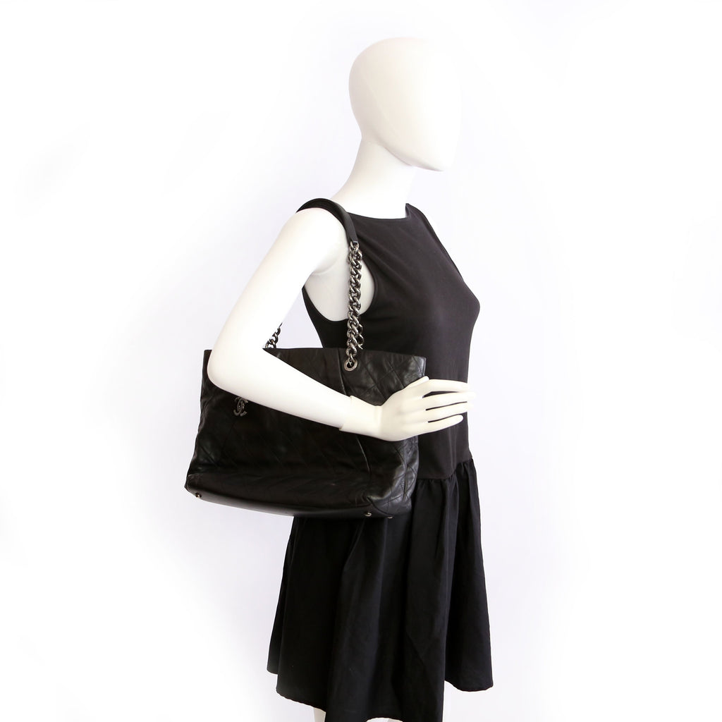 Coco Pleats Tote 16M Black
