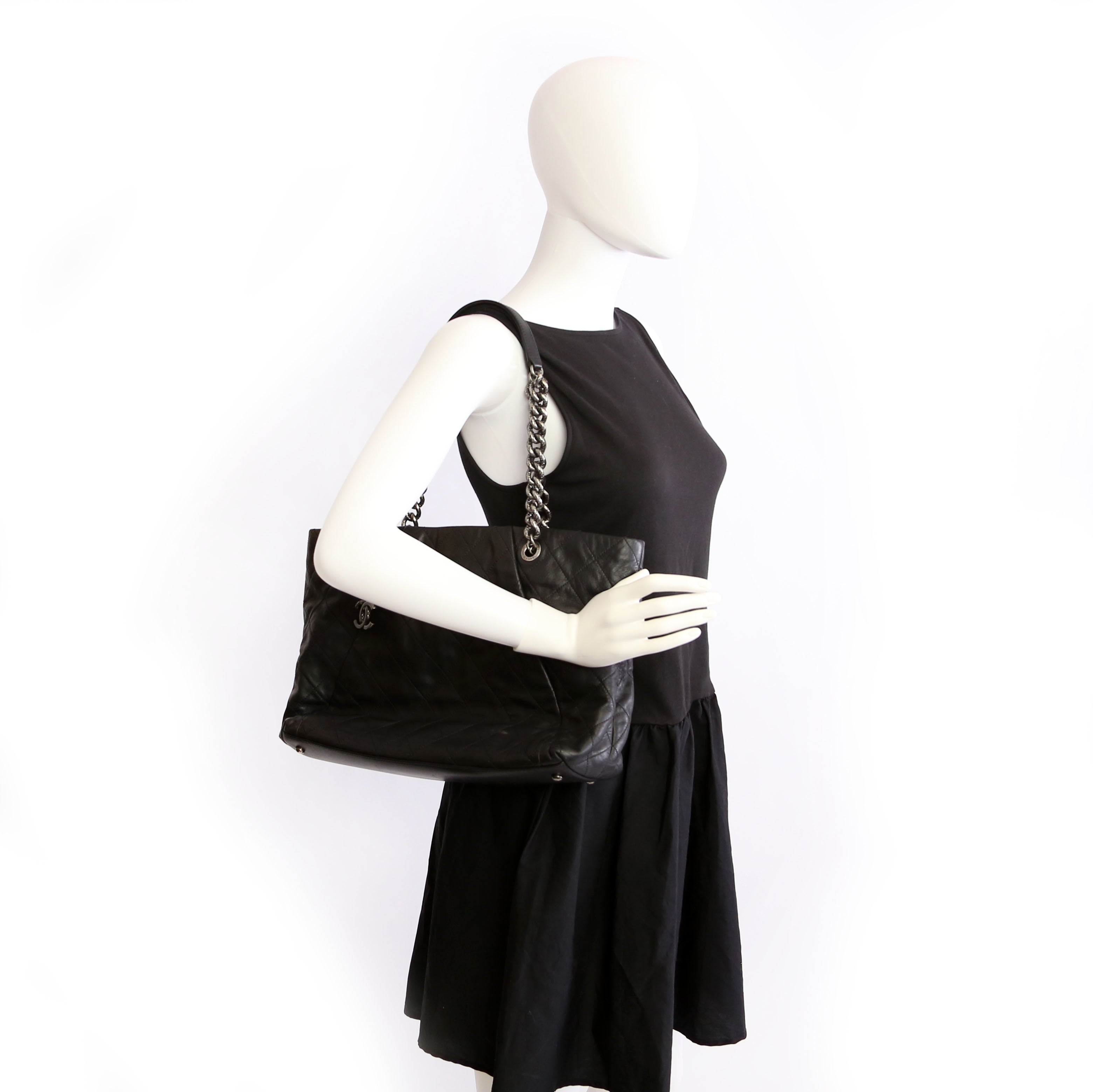 Coco Pleats Tote 16M Black