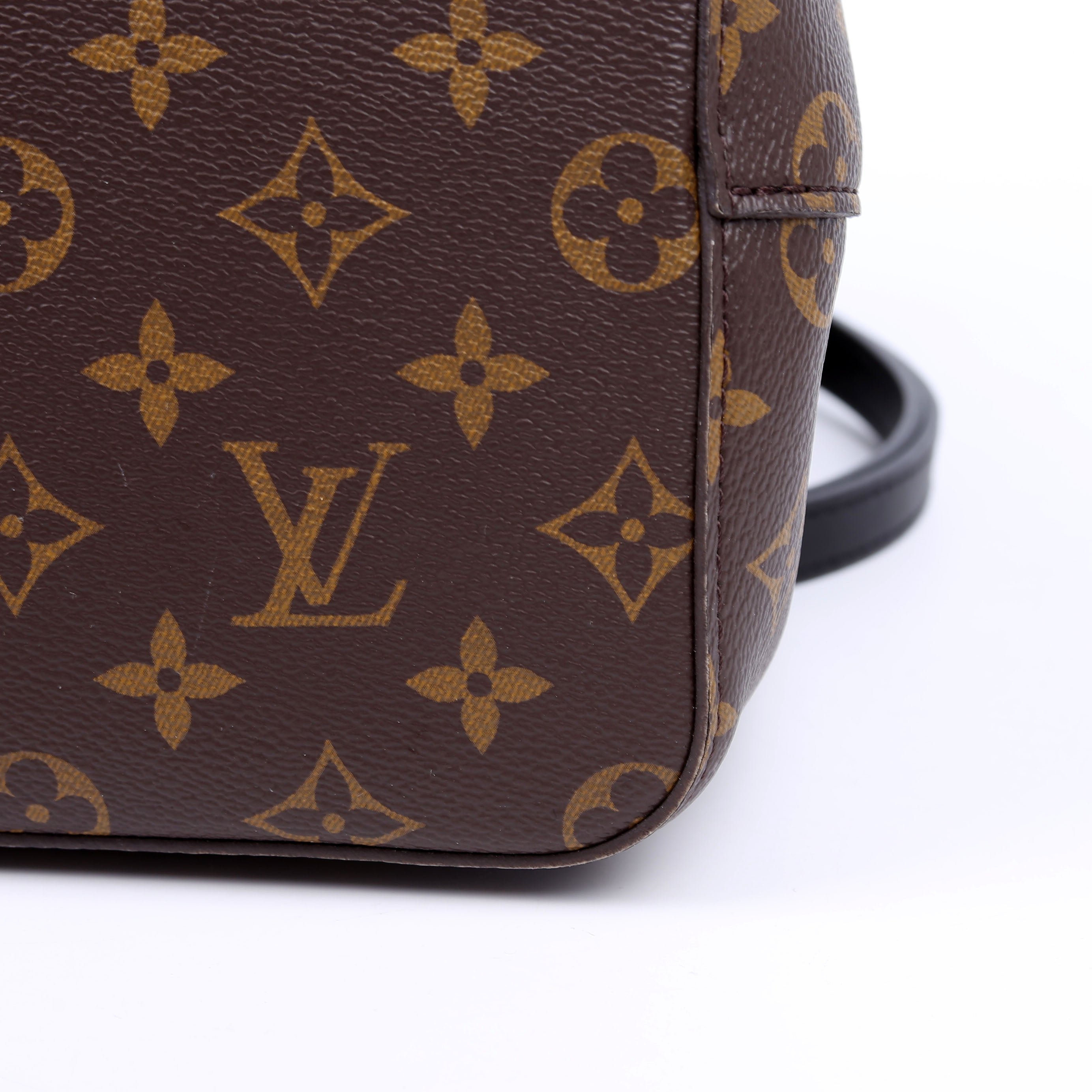 Neonoe Monogram Black