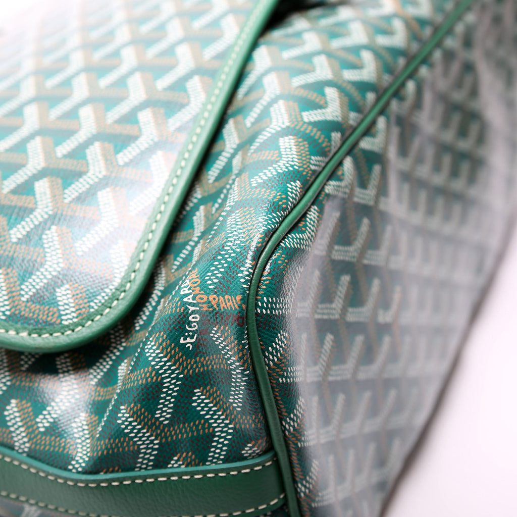 Capetien Messenger Goyardine Green