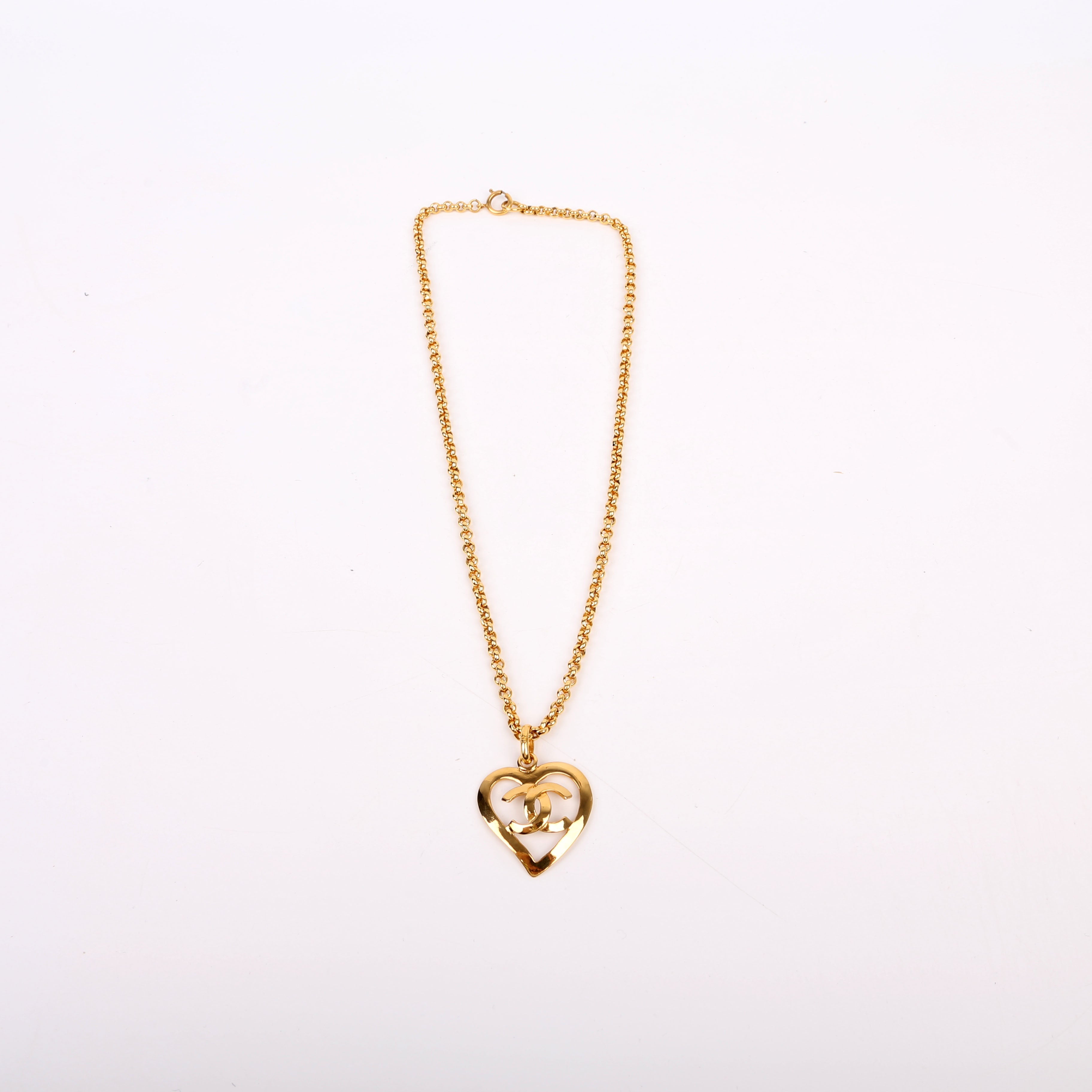 CC Heart Pendant Vintage Necklace Gold